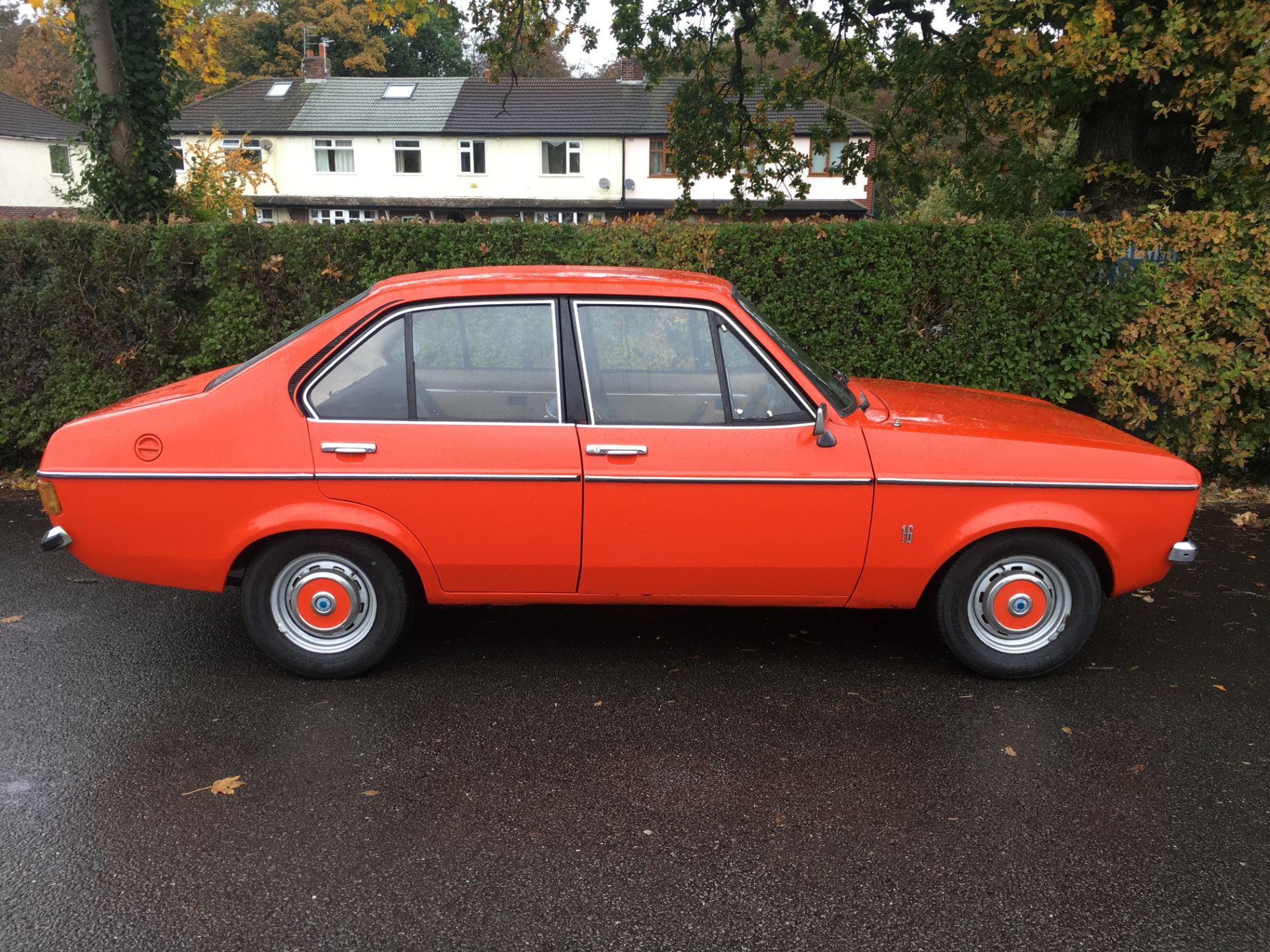 1975 Ford Escort MK 2 1.6 GL - Image 2 of 9