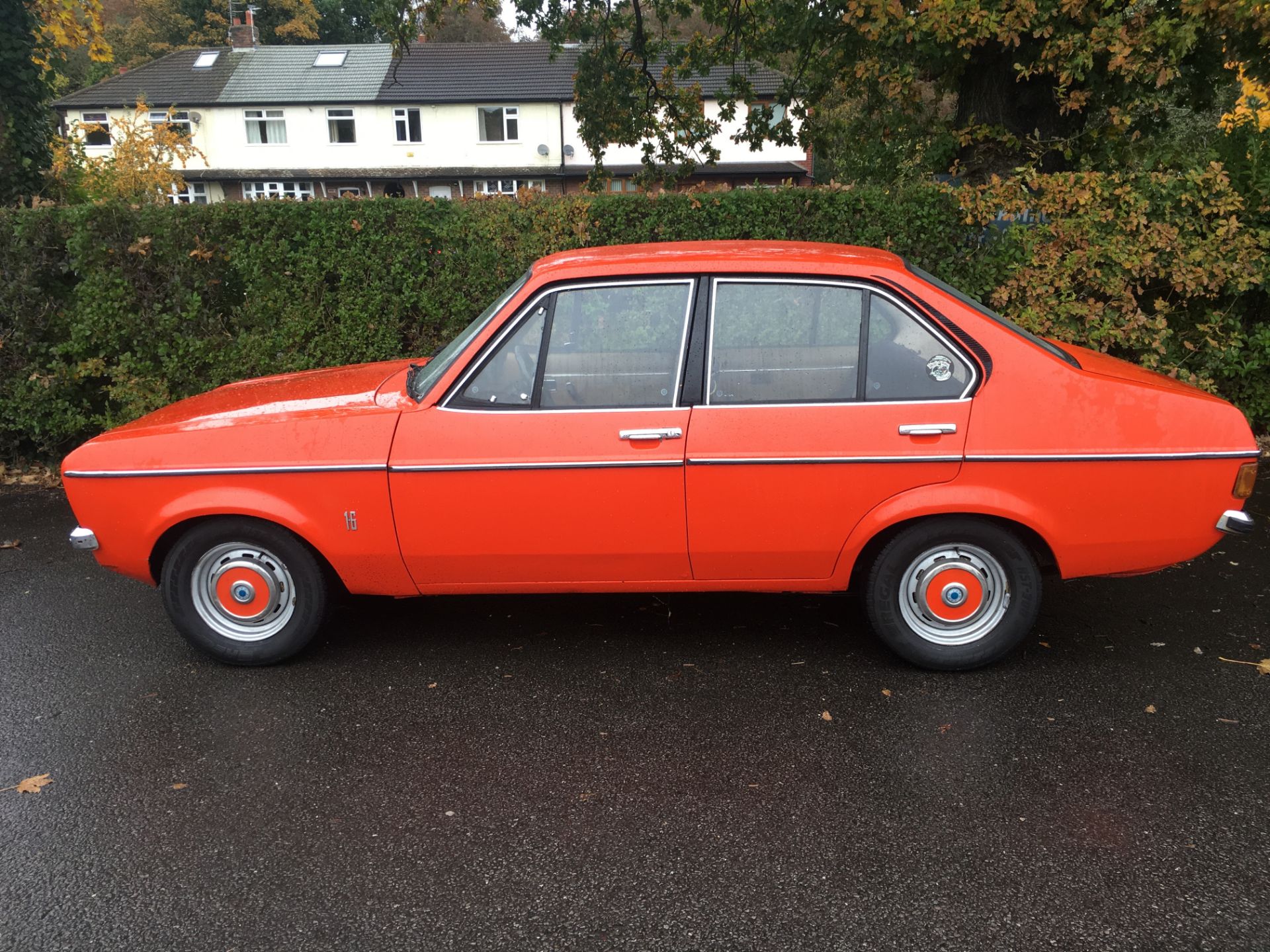 1975 Ford Escort MK 2 1.6 GL - Image 5 of 9