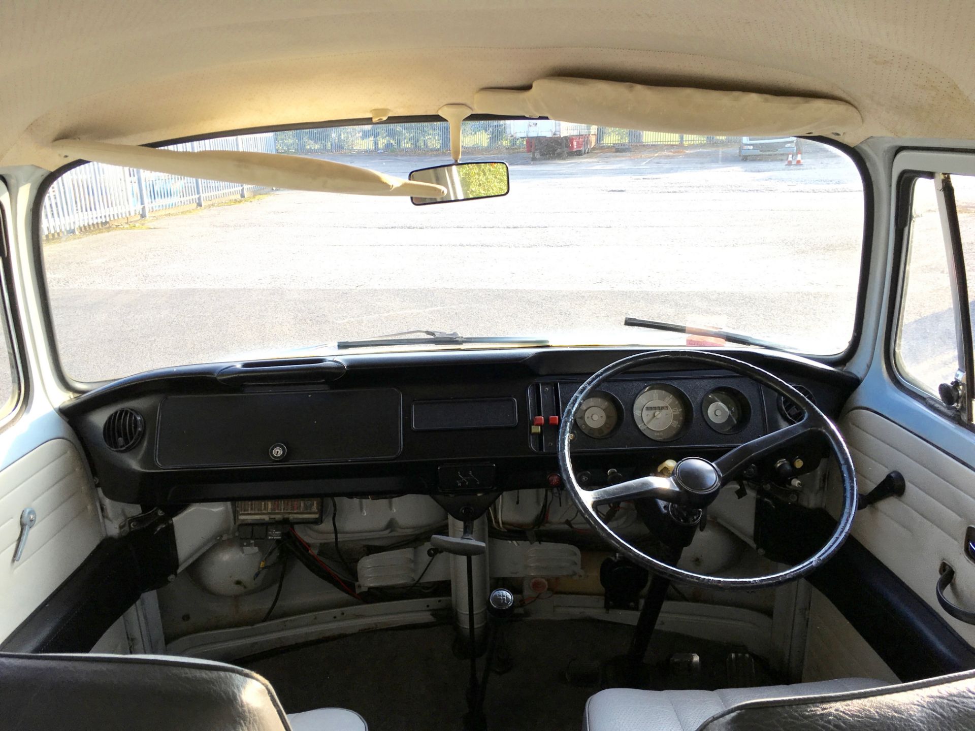 1973 VW T2 Bay Window Kombi Low Light - Image 9 of 10