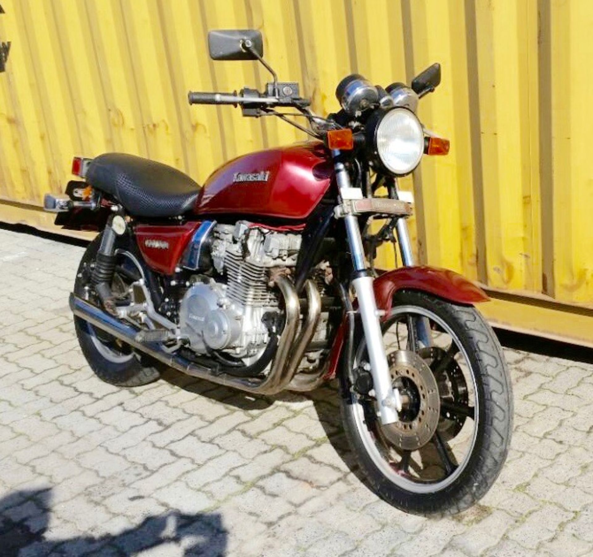 1982 Kawasaki Z1100 in Met Red - Image 2 of 4