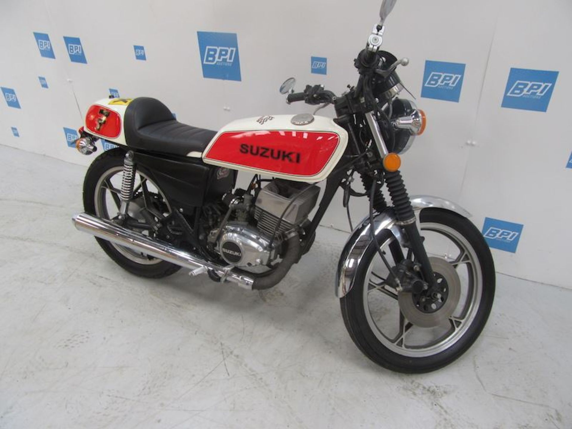 1980 Suzuki GT200 Cafe Racer - Image 4 of 5