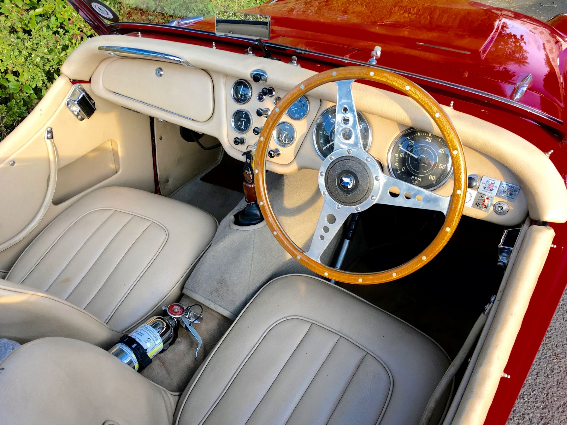 1954 Triumph TR2 Complete With Hard Top - Image 10 of 10