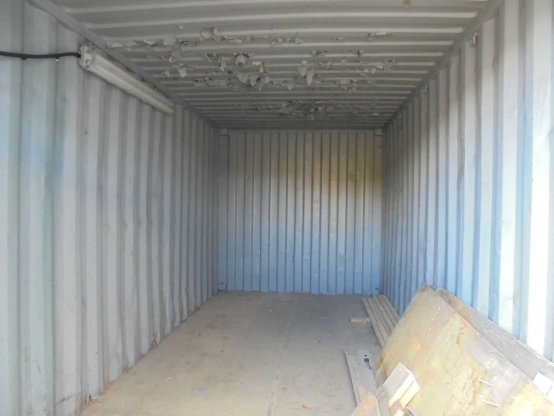 E47874 20ft x 8ft Secure Container - Image 4 of 5