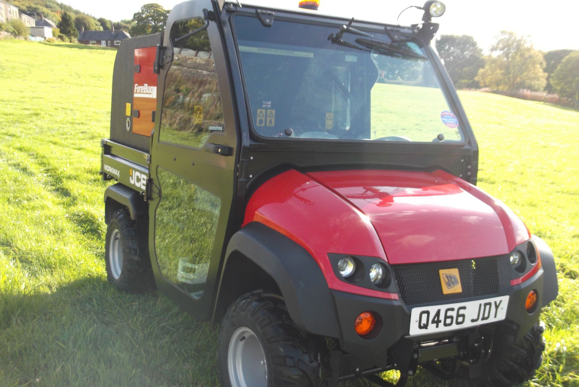 2014 JCB WORKMAX 1000 4X4 DIESEL DRIVEN FIRE FIGHTING APPLIANCE - Image 2 of 11