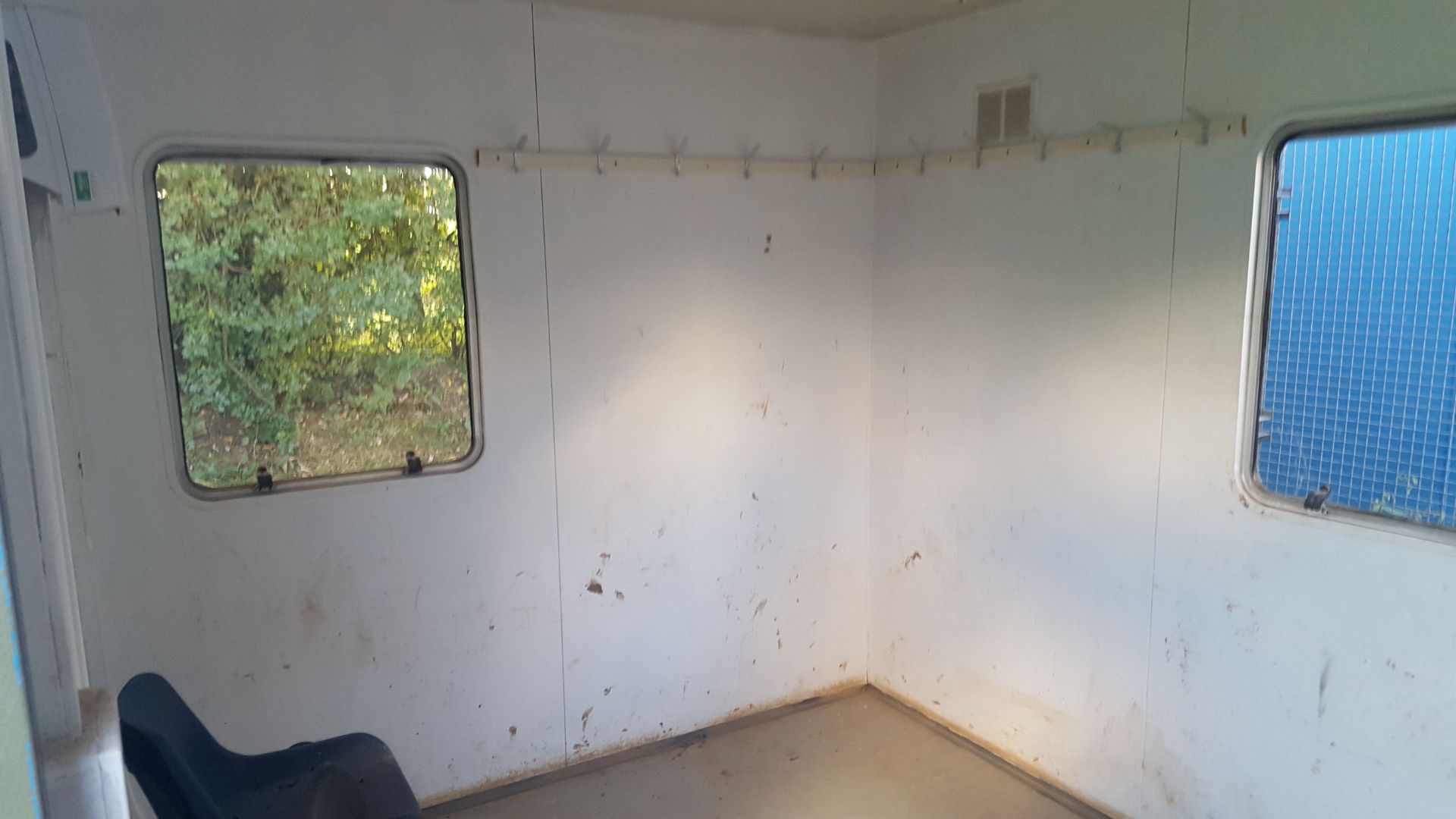 12 x 8 Drying Room / Office / Container - Image 5 of 9
