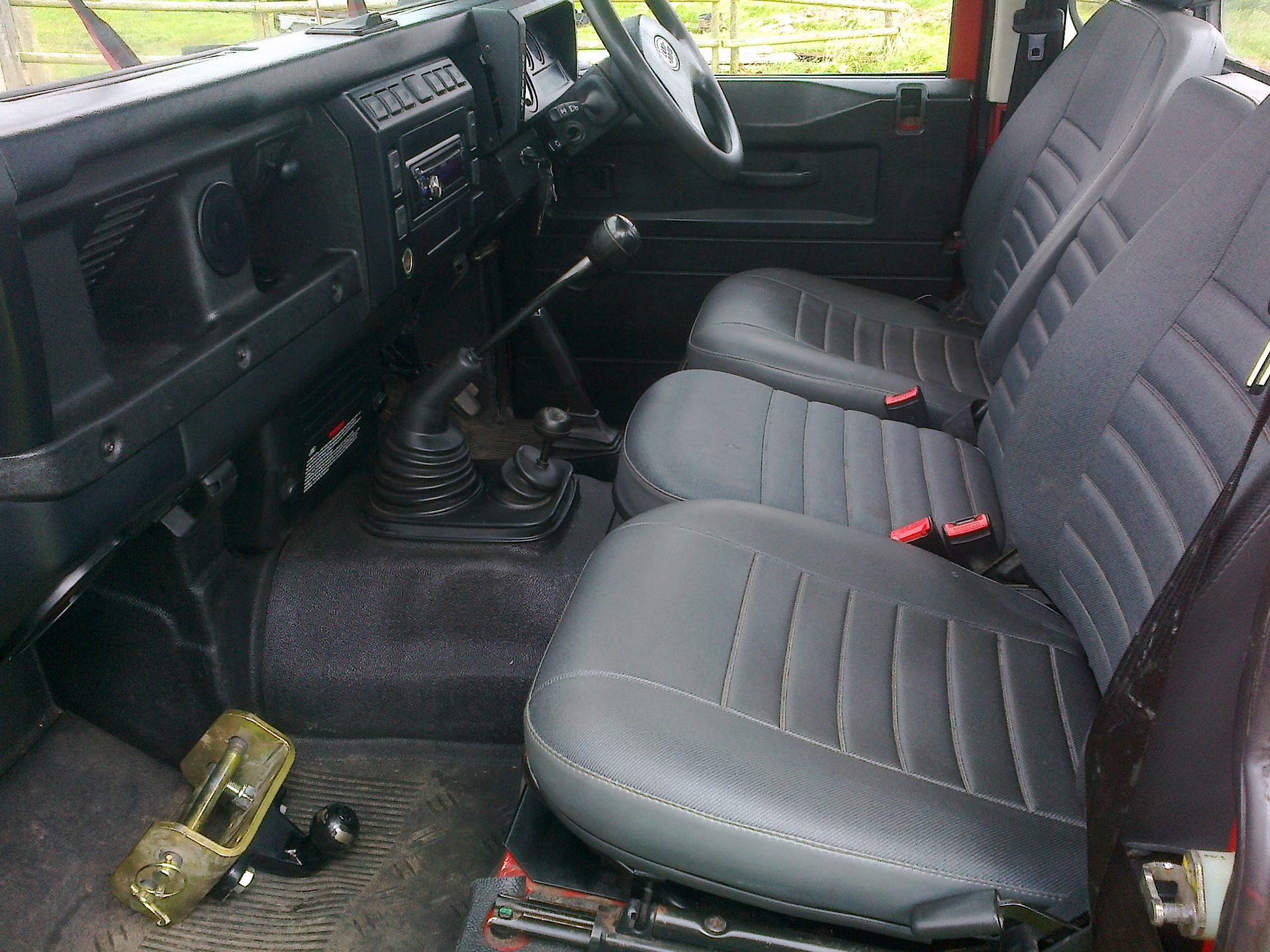 2003 / 53 Land Rover 90 TDI Pick Up - Image 9 of 9