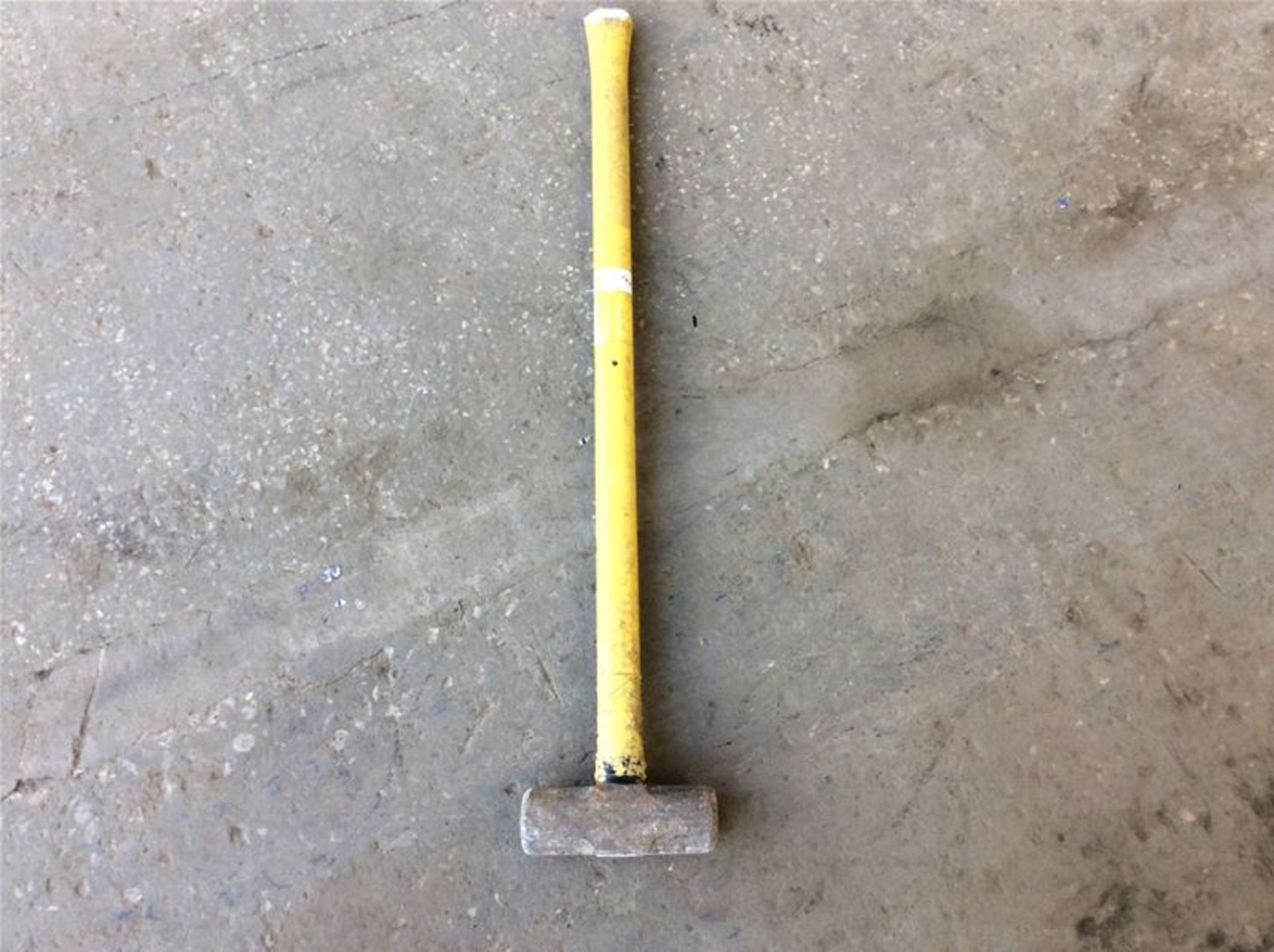 INSULATED SLEDGE HAMMER