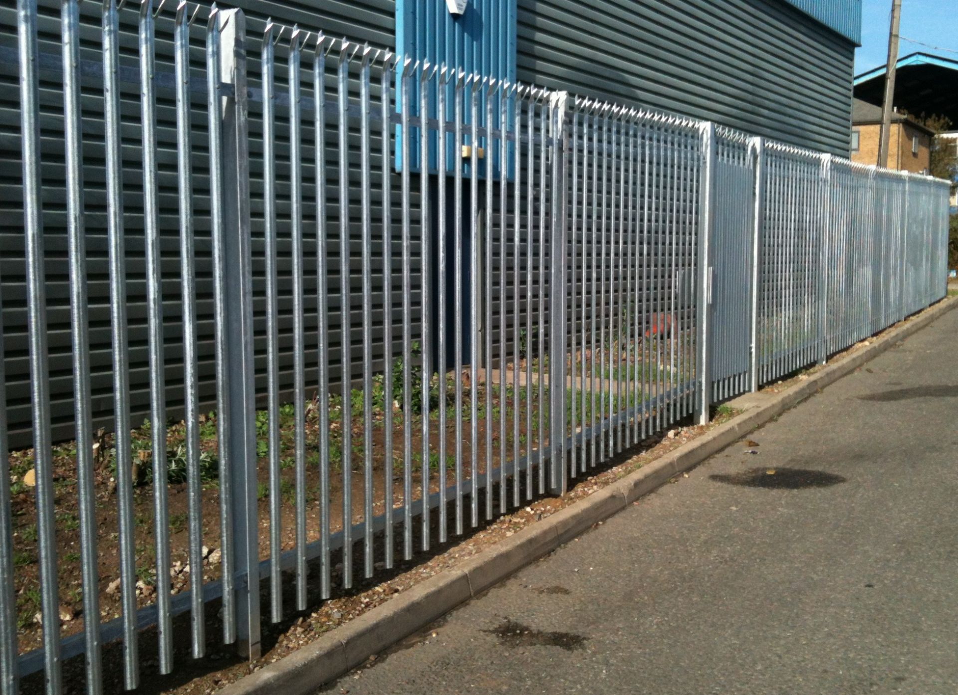 58.5 X Meter New Palleted 2.1M High Spec Palaside Fencing - 3M Sections, 80X80 Posts @2.7M Root Fix