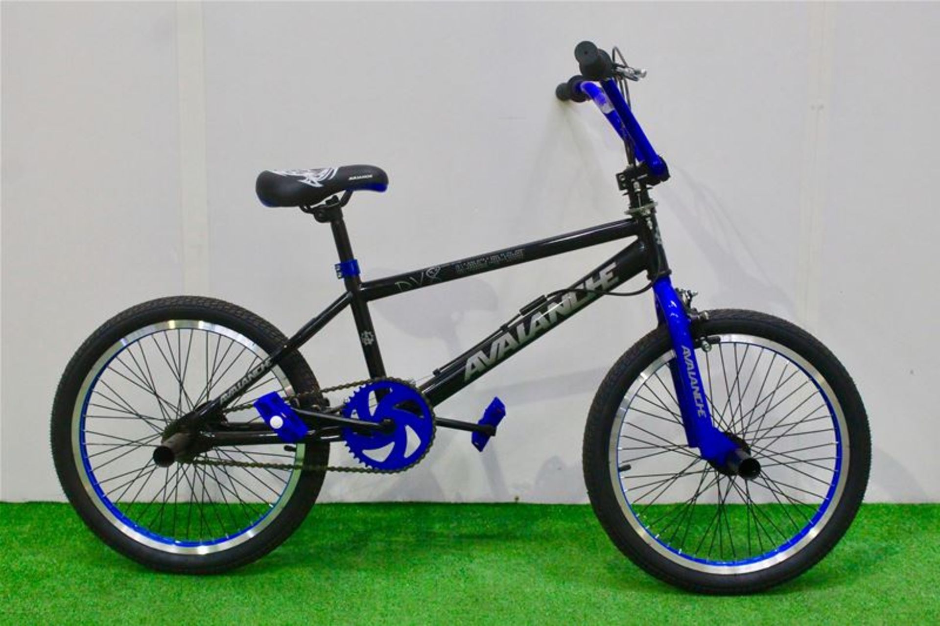 Avalanche DV8 Freestyle 20inch BMX Bike - Bild 2 aus 7