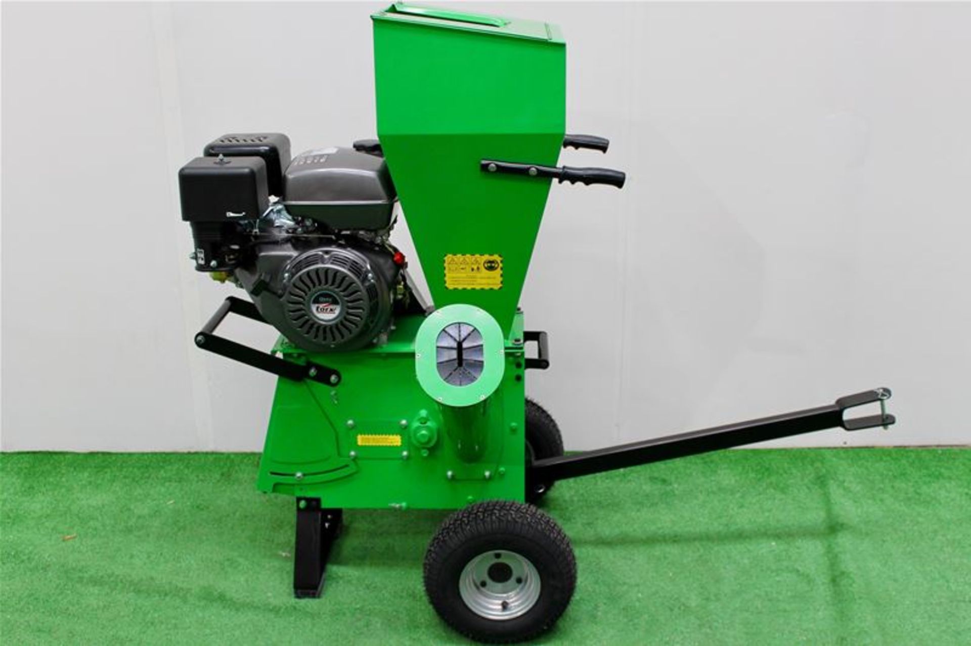 Tandem 13HP Chipper