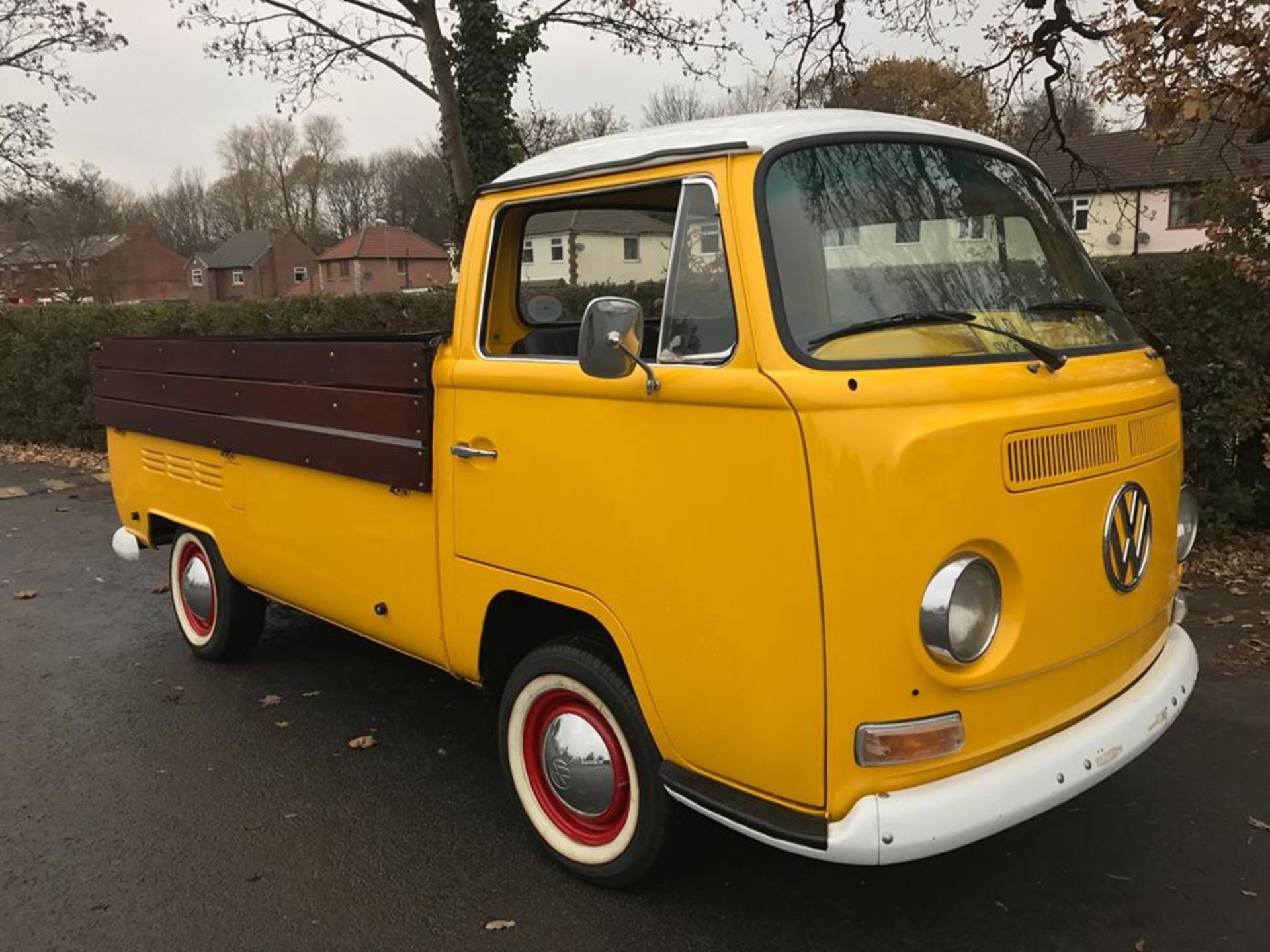 1970 VW T2 Bay Window Low Light Single Cab Pick Up