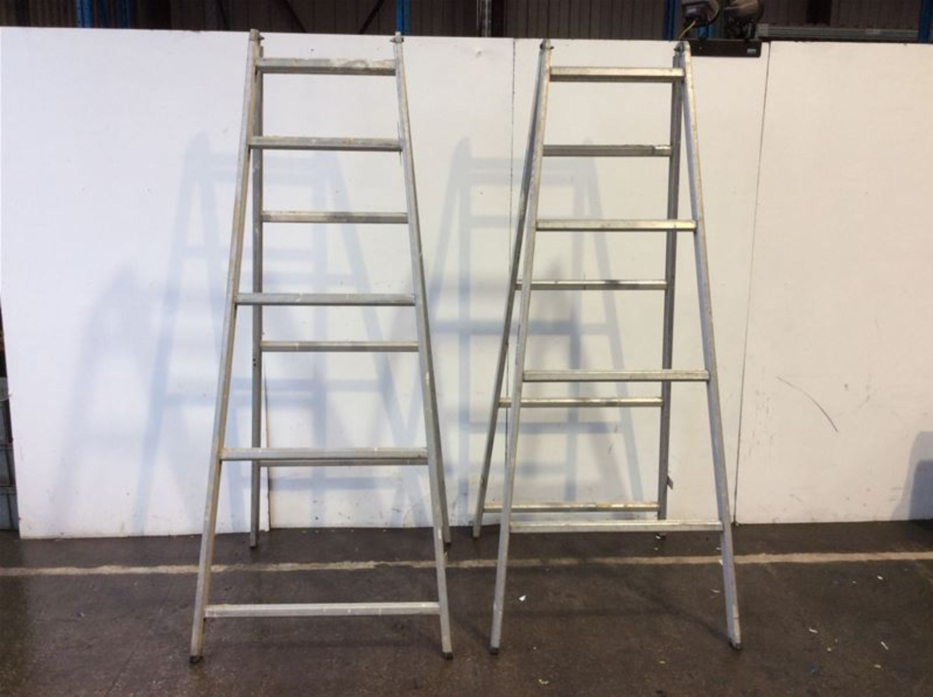 X2 YOUNGMAN ALUMINUM TRESTLES - 3M