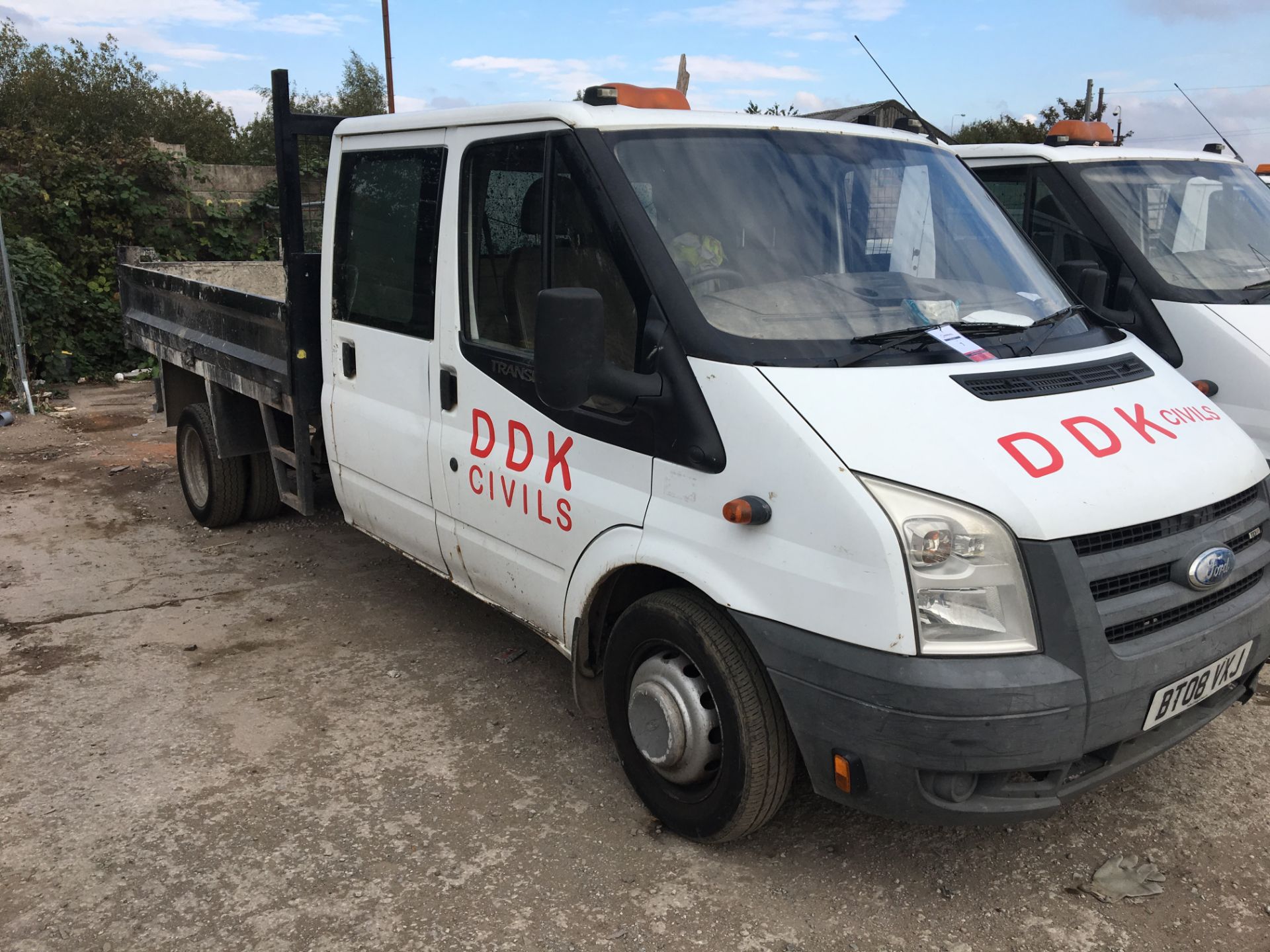 (2008) Ford Transit TDCi, Crew Cab, 2402cc, Diesel, Drop Side Tipper, Registration BT08 VXJ - Image 2 of 3