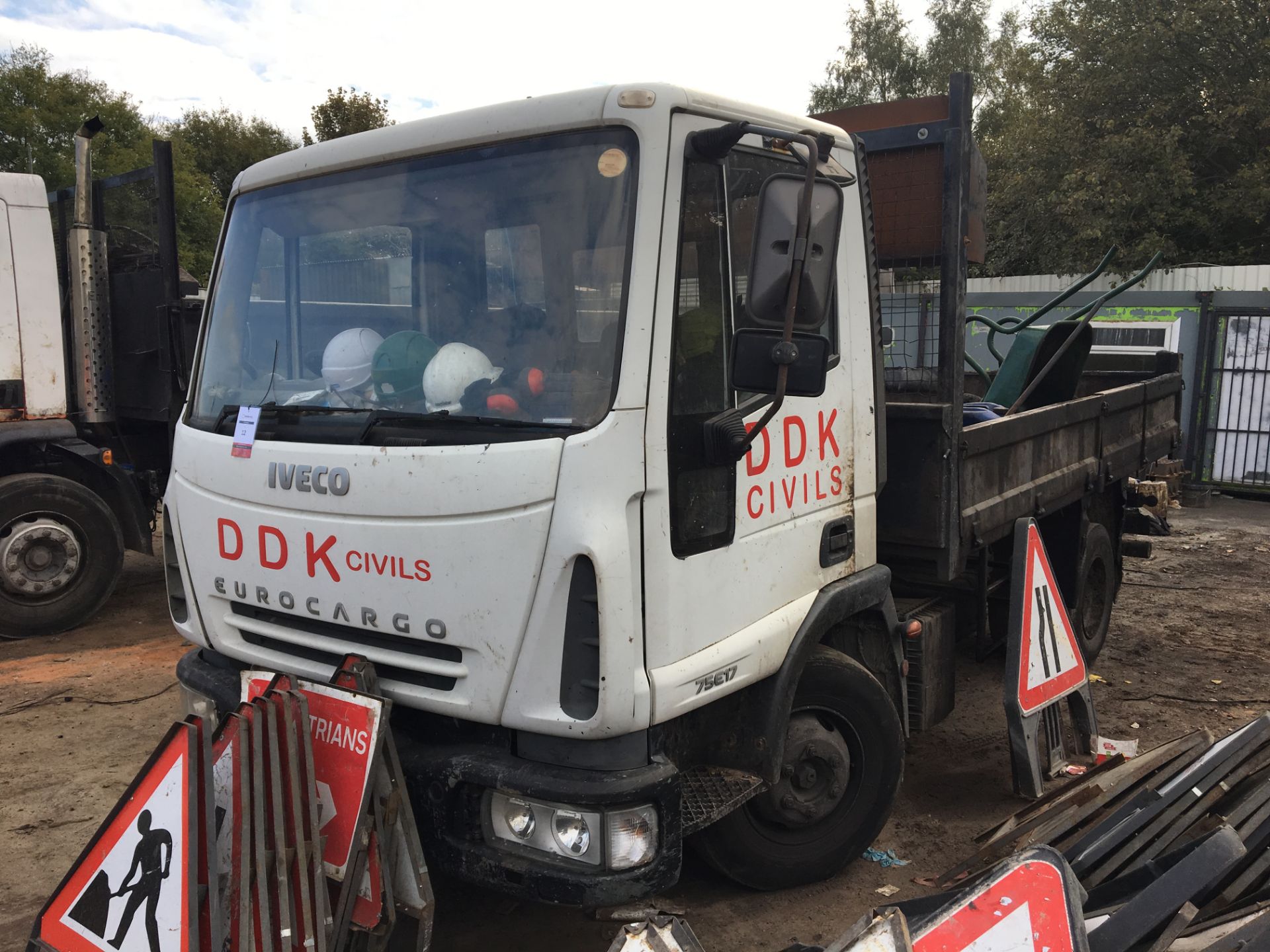 (2005) Iveco Eurocargo 75E17, 3920cc, Diesel, Drop Side Tipper, 7,500kg, Registration NX55 JUY - Image 2 of 3