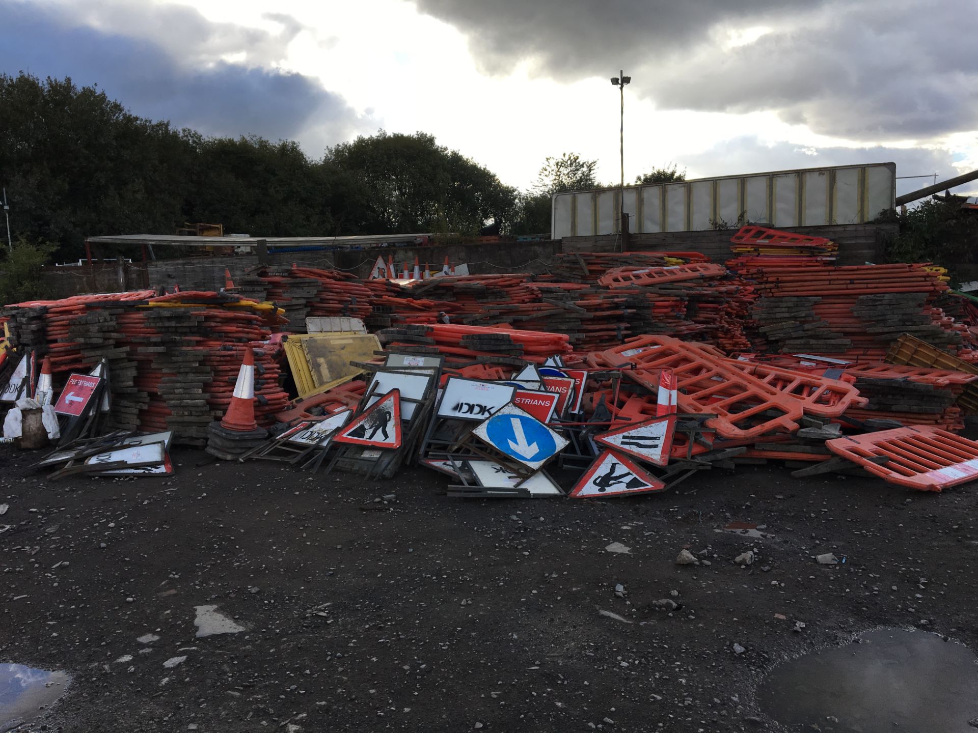 Quantity of plastic heavy duty road barriers (approx. quantity 600) etc. - Image 2 of 5