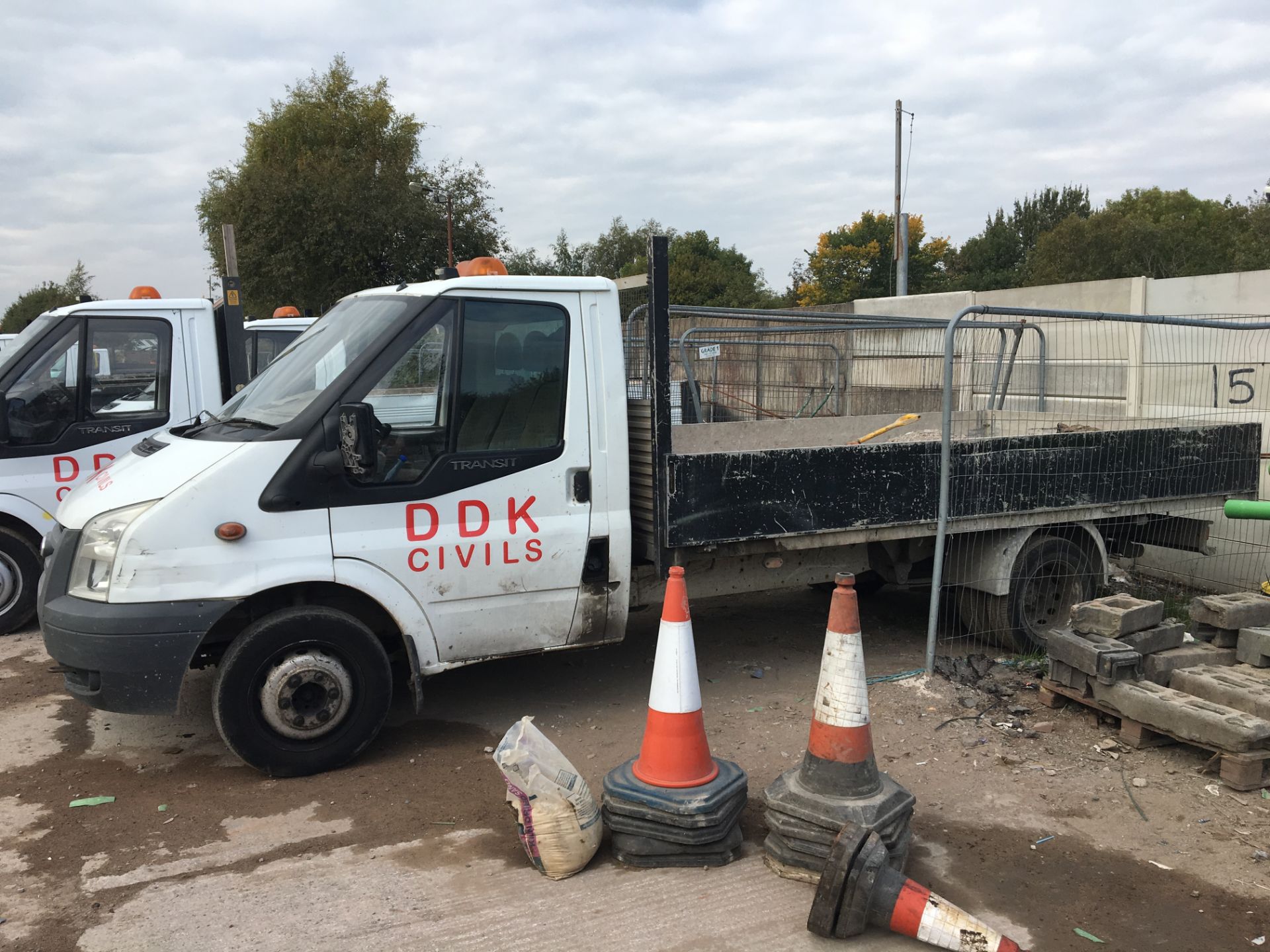 (2008) Ford Transit TDCi, 2402cc, Diesel, Drop Side Pick-Up, Registration BG58 SXC - Image 2 of 3