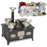 Märklin Toy Stove with Accessories, c. 1920 4-door oven, formed steel tin, for kerosene burners,