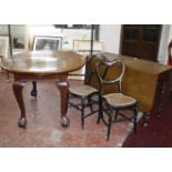 A mixed lot to include a mahogany dining table, drop leaf table side table, pair of ebonised