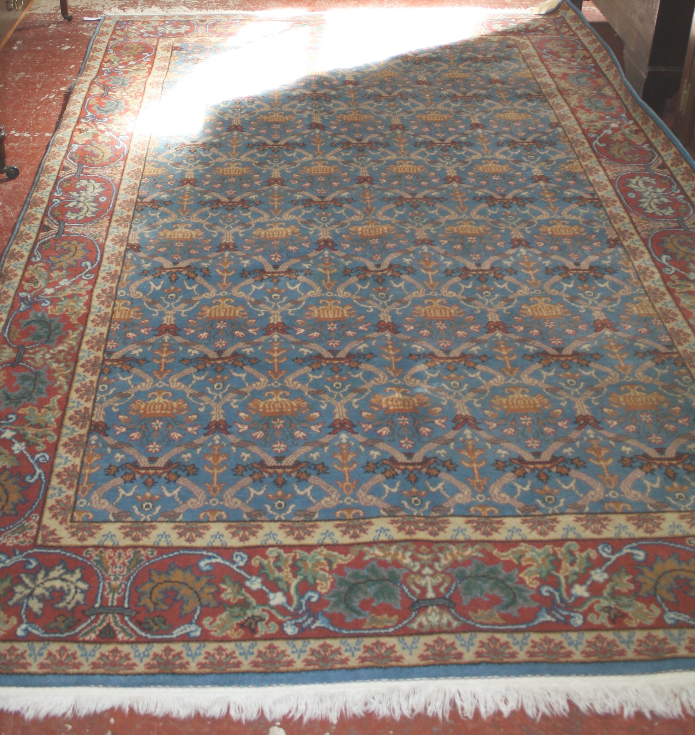 An Oriental carpet 285 x 186cm