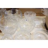 Various glass bowls, various sizes (8)