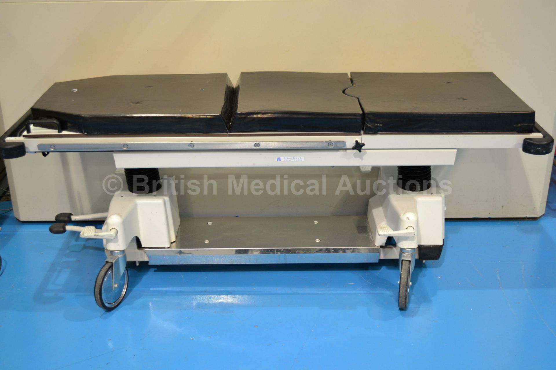 Huntleigh Image Intensifier/C Arm X-Ray Table With