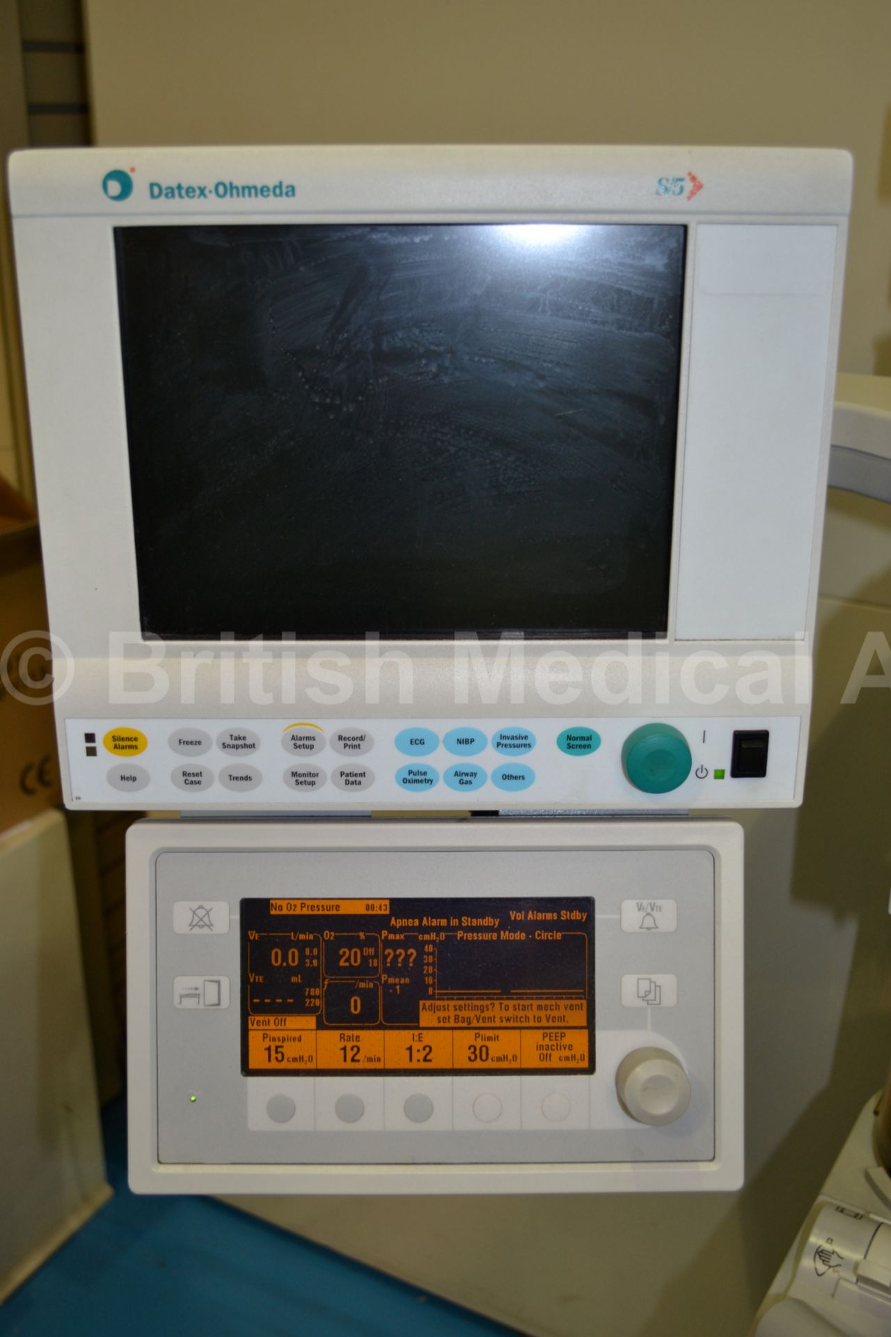 Datex Ohmeda Aestiva/5 Anaesthetic Trolley with Da - Image 2 of 7