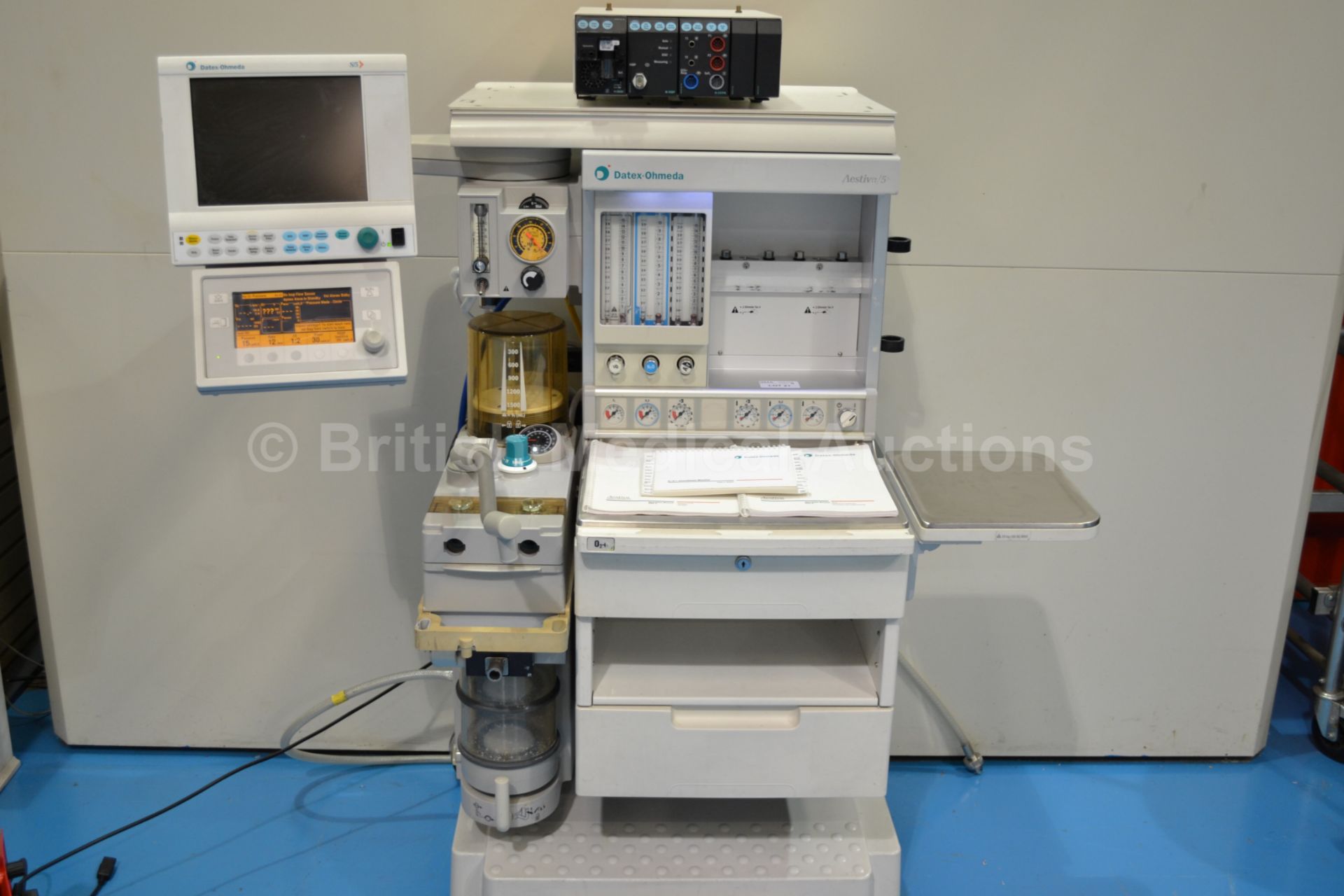 Datex Ohmeda Aestiva/5 Anaesthetic Trolley with Da