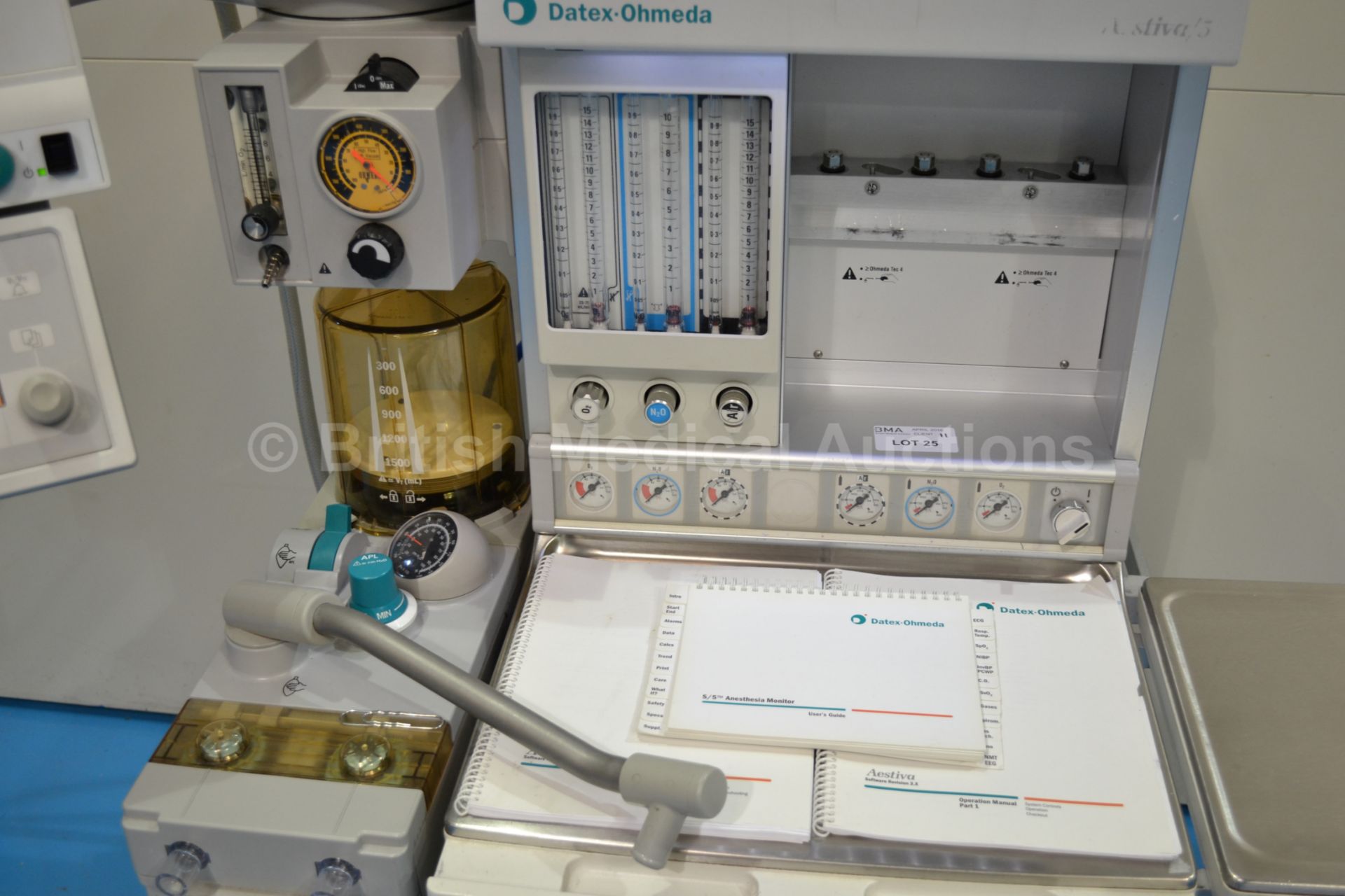 Datex Ohmeda Aestiva/5 Anaesthetic Trolley with Da - Image 4 of 7