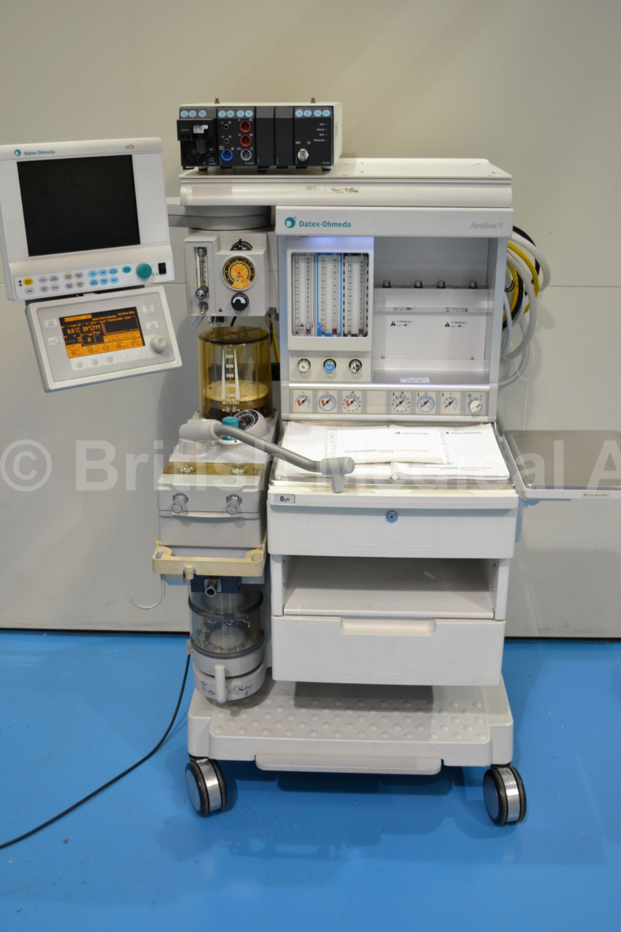 Datex Ohmeda Aestiva/5 Anaesthetic Trolley with Da