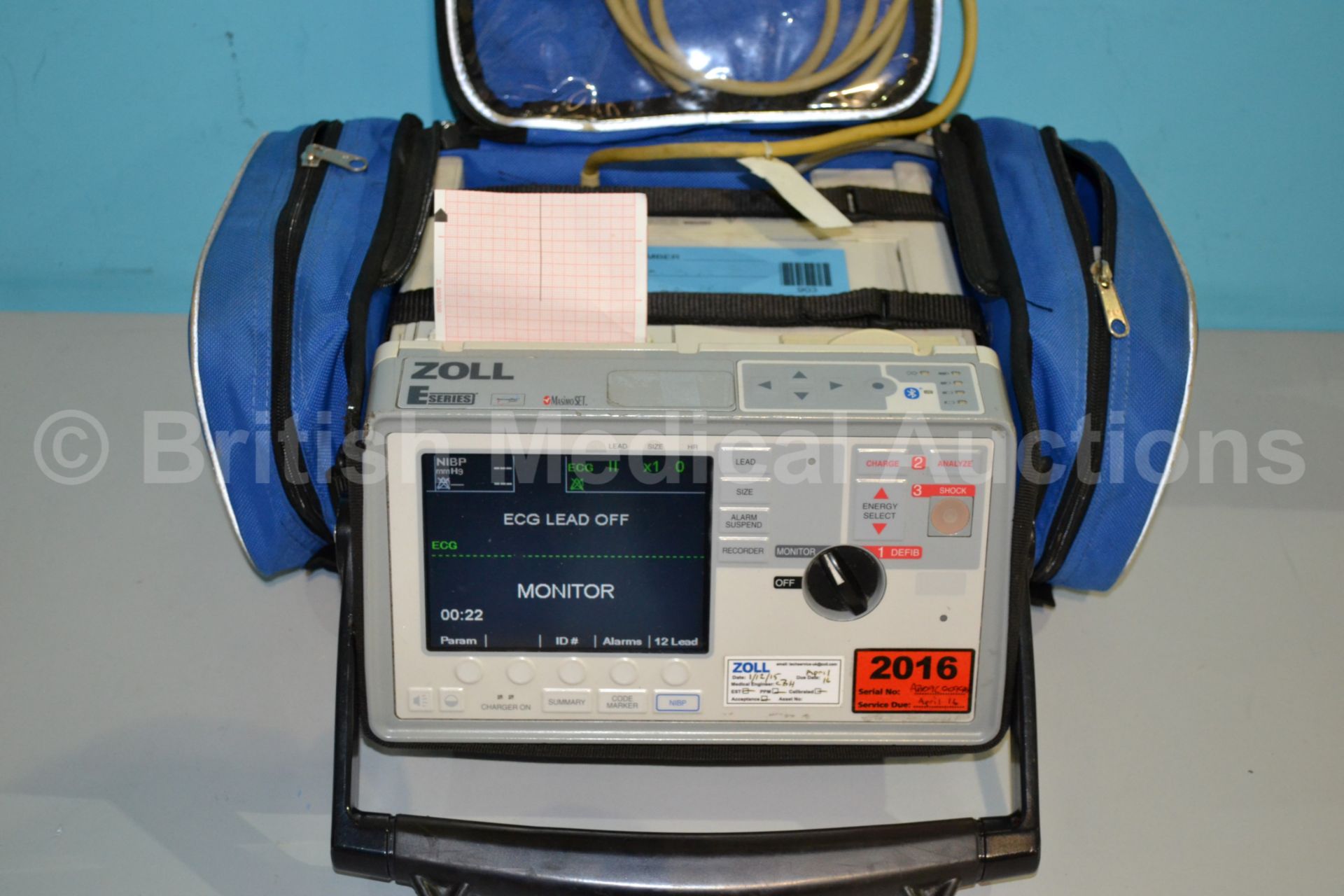 Zoll E Series Defibrillator / Monitor with NIBP, C