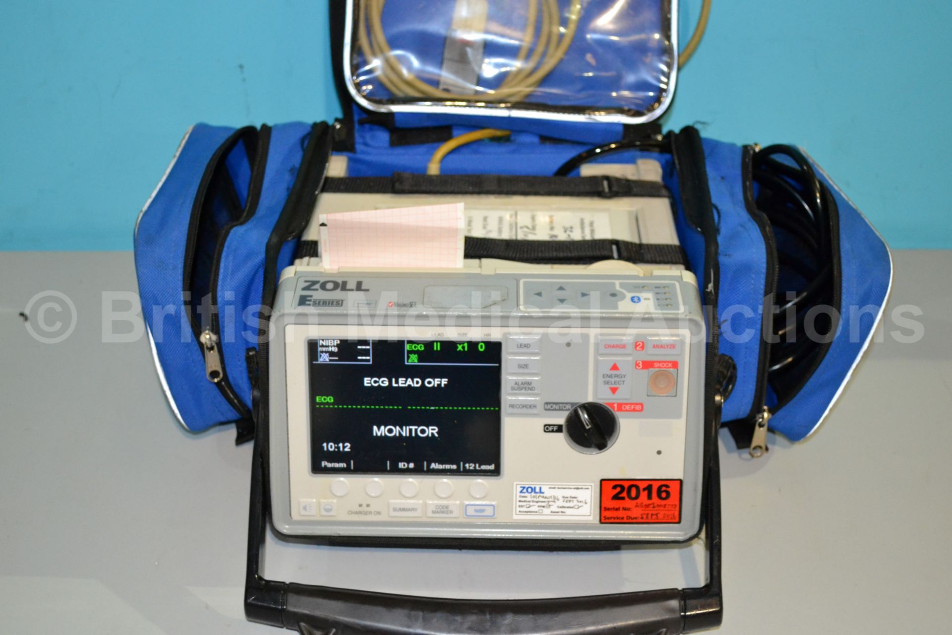 Zoll E Series Defibrillator / Monitor with NIBP, C