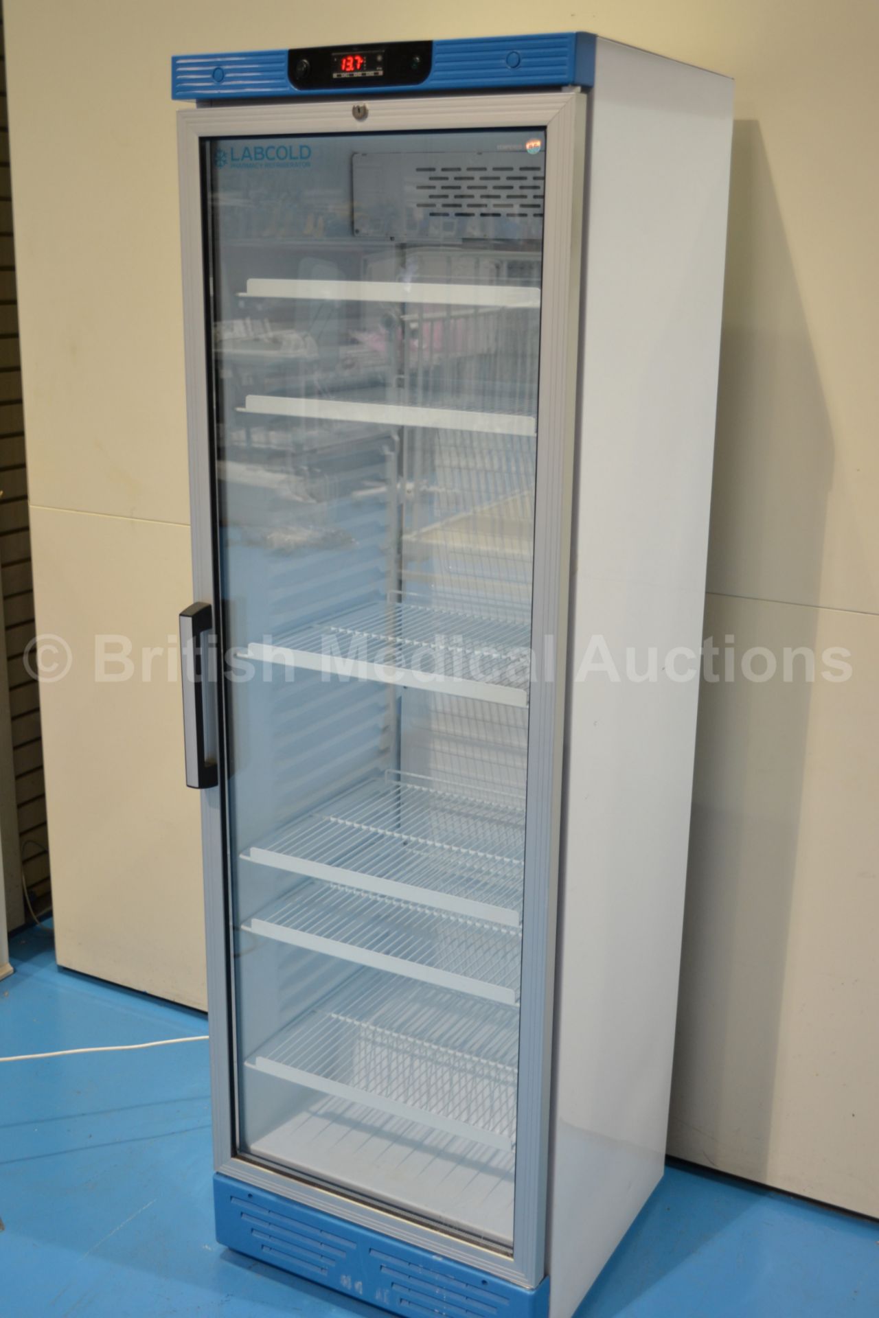 Labcold Pharmacy refrigerator Model RLDG13043 (Pow