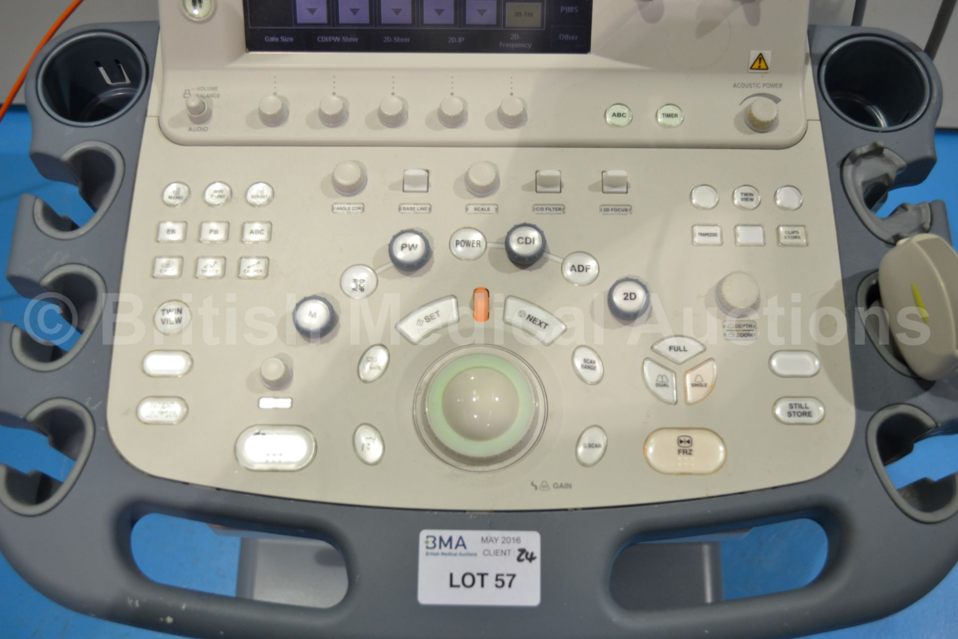 Toshiba Aplio XG iStyle Ultrasound System with One - Image 3 of 5
