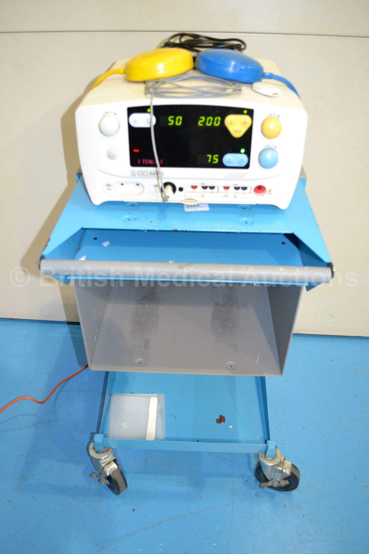 Eschmann TD830 Electrosurgical Diathermy System on