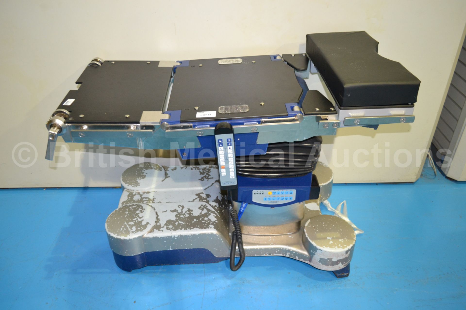 Maquet Operating Table with Controller - Incomplet