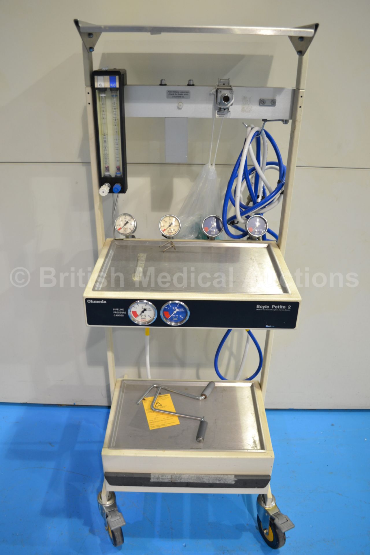 Ohmeda Boyle Petite 2 Anaesthesia System with Hose