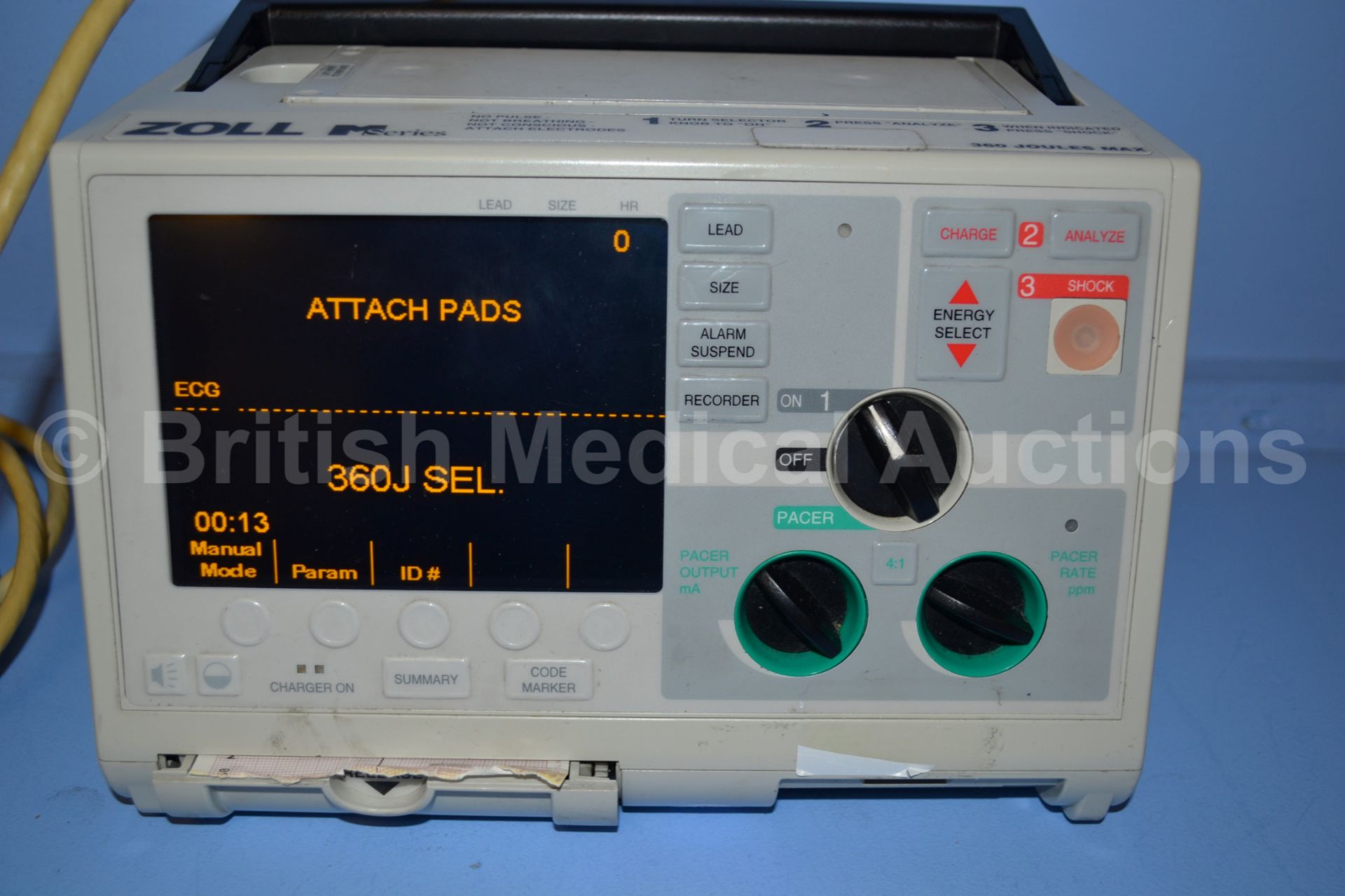 Zoll M Series Biphasic 200 Joules Max Defibrillato - Image 2 of 3