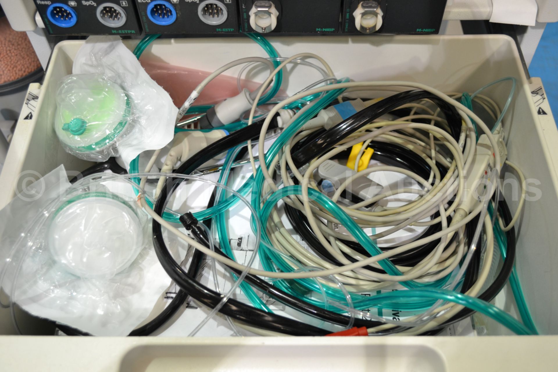 Datex Ohmeda Aestiva/5 Anaesthesia System with Aes - Image 8 of 9