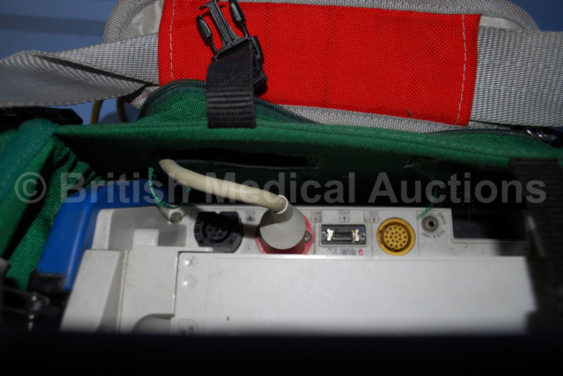 Zoll M Series Biphasic 200 Joules Max Defibrillato - Image 5 of 6