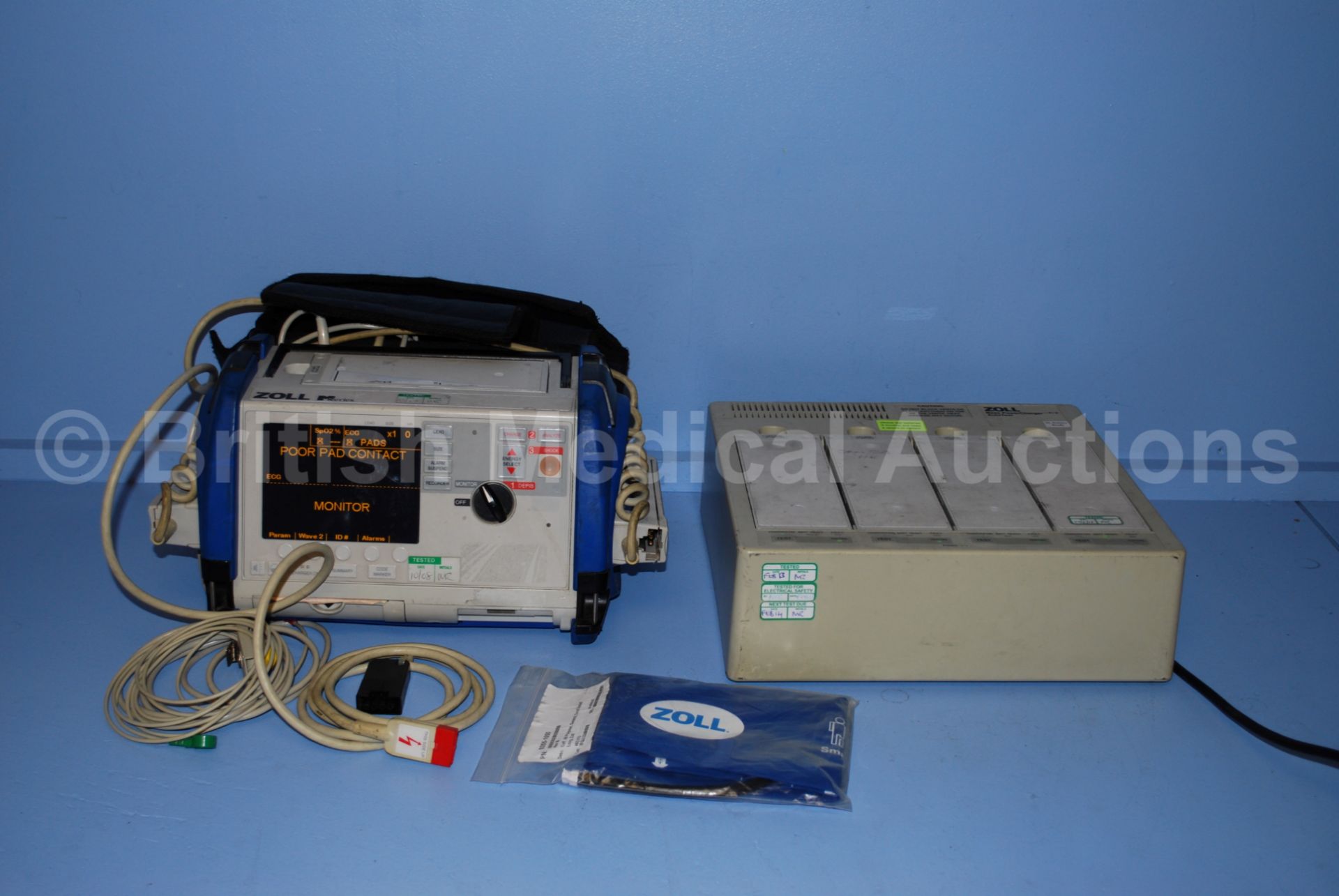 Zoll M Series Defibrillator/Monitor with ECG and S