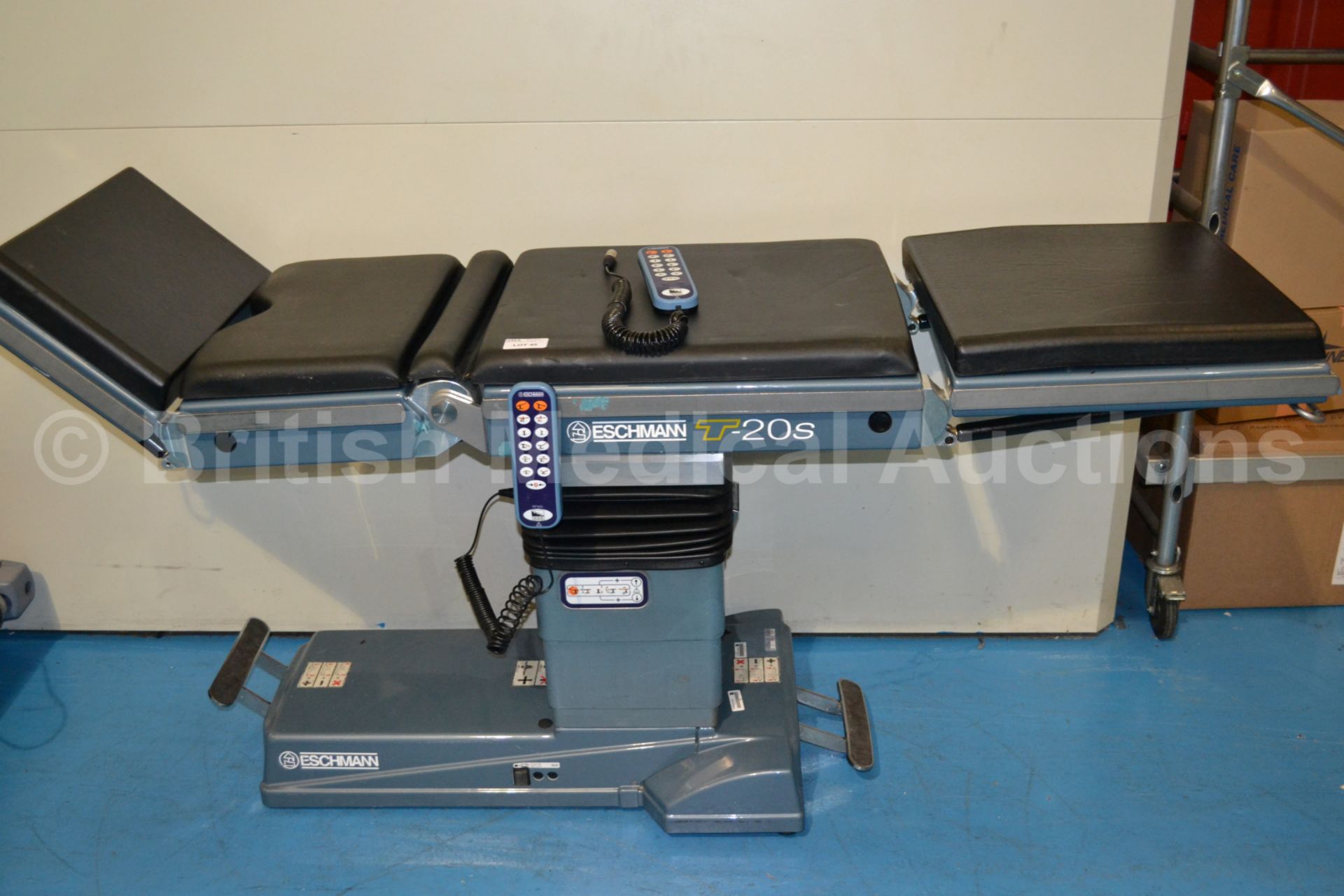 Eschmann T-20S Electric Operating Table with Cushi - Image 2 of 5