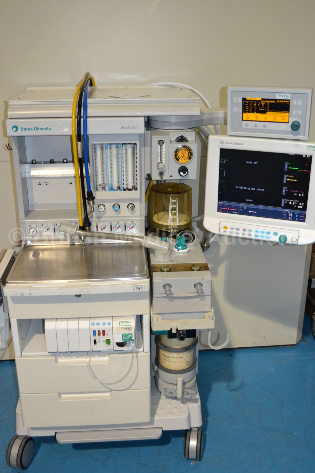 Datex Ohmeda Aestiva/5 Anaesthesia System with Aes - Image 3 of 8