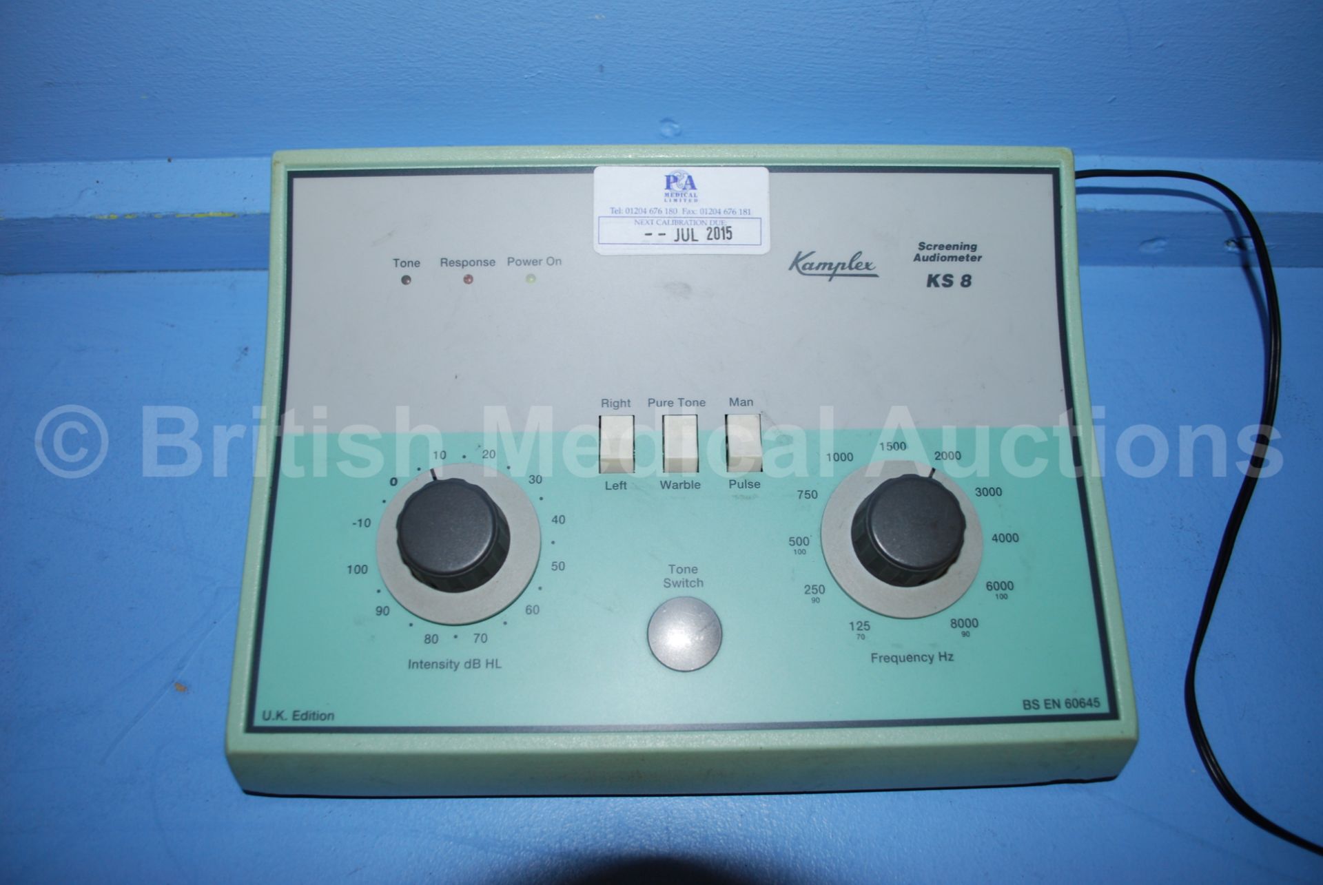 Kamplex KS8 Audiometer with 1 x Controller in Cas - Image 2 of 2