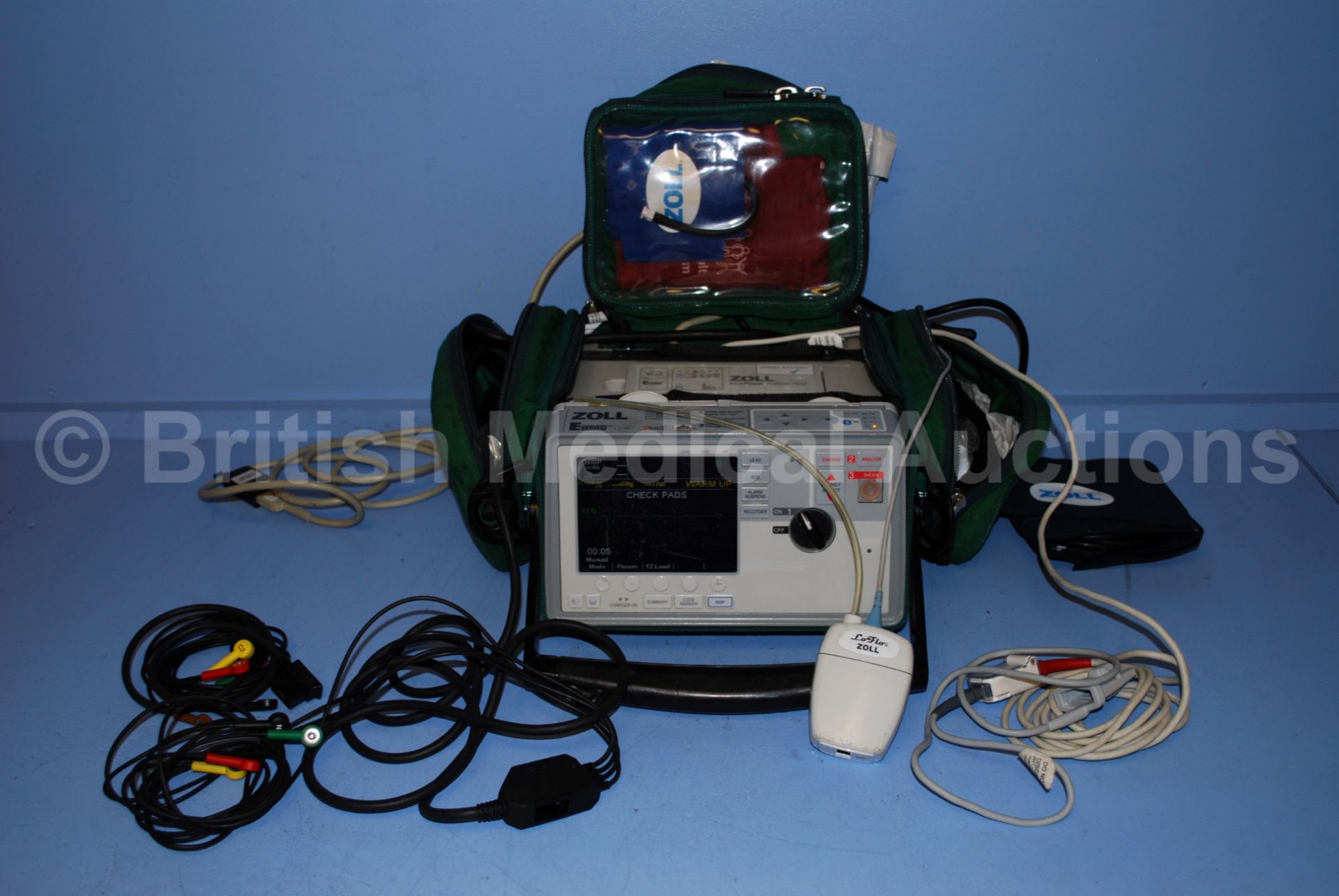 Zoll E Series Defibrillator with Bluetooth, ECG, S - Image 2 of 4