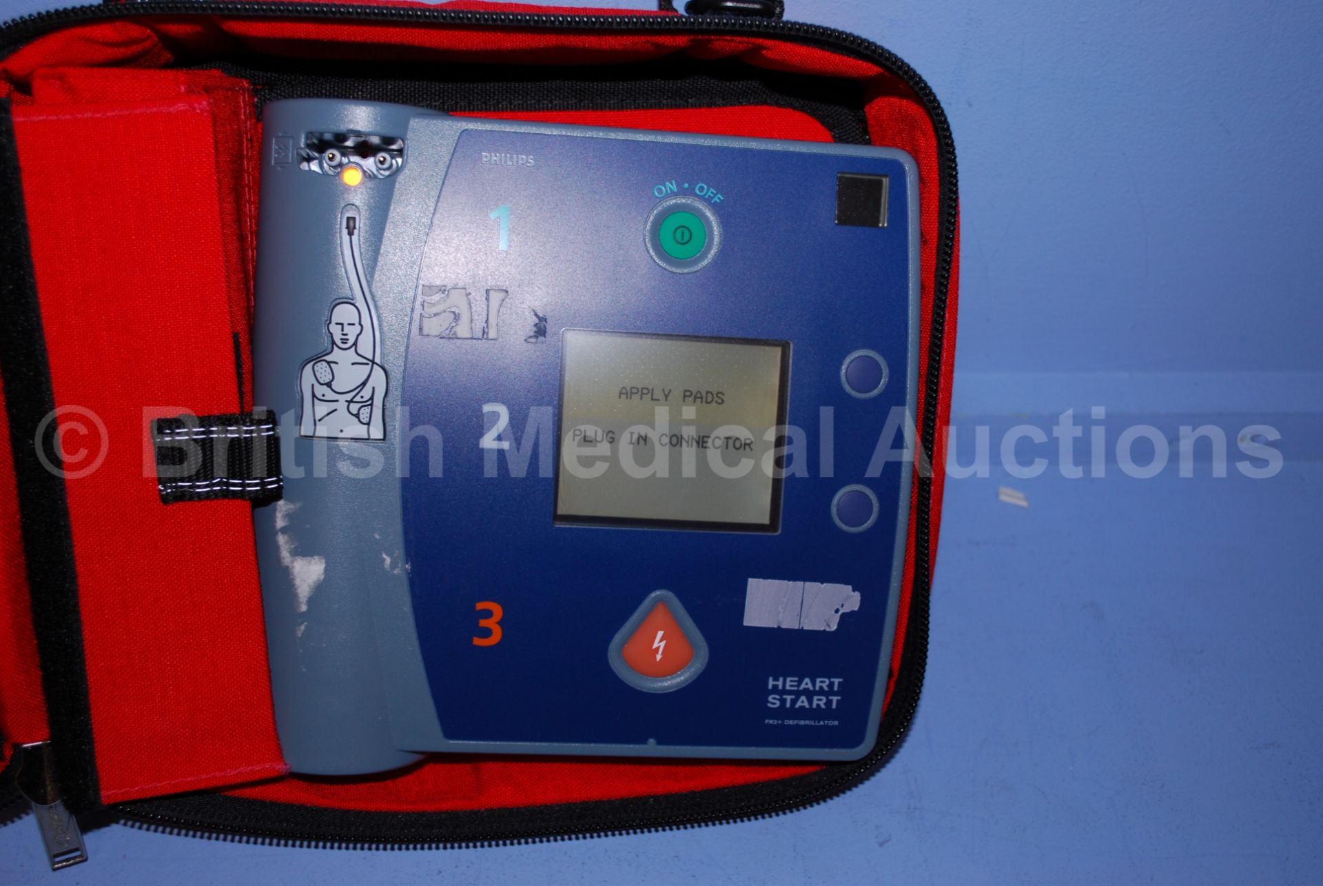 Philips Hearstart FR2+ Defibrillator in Red Case ( - Image 3 of 4