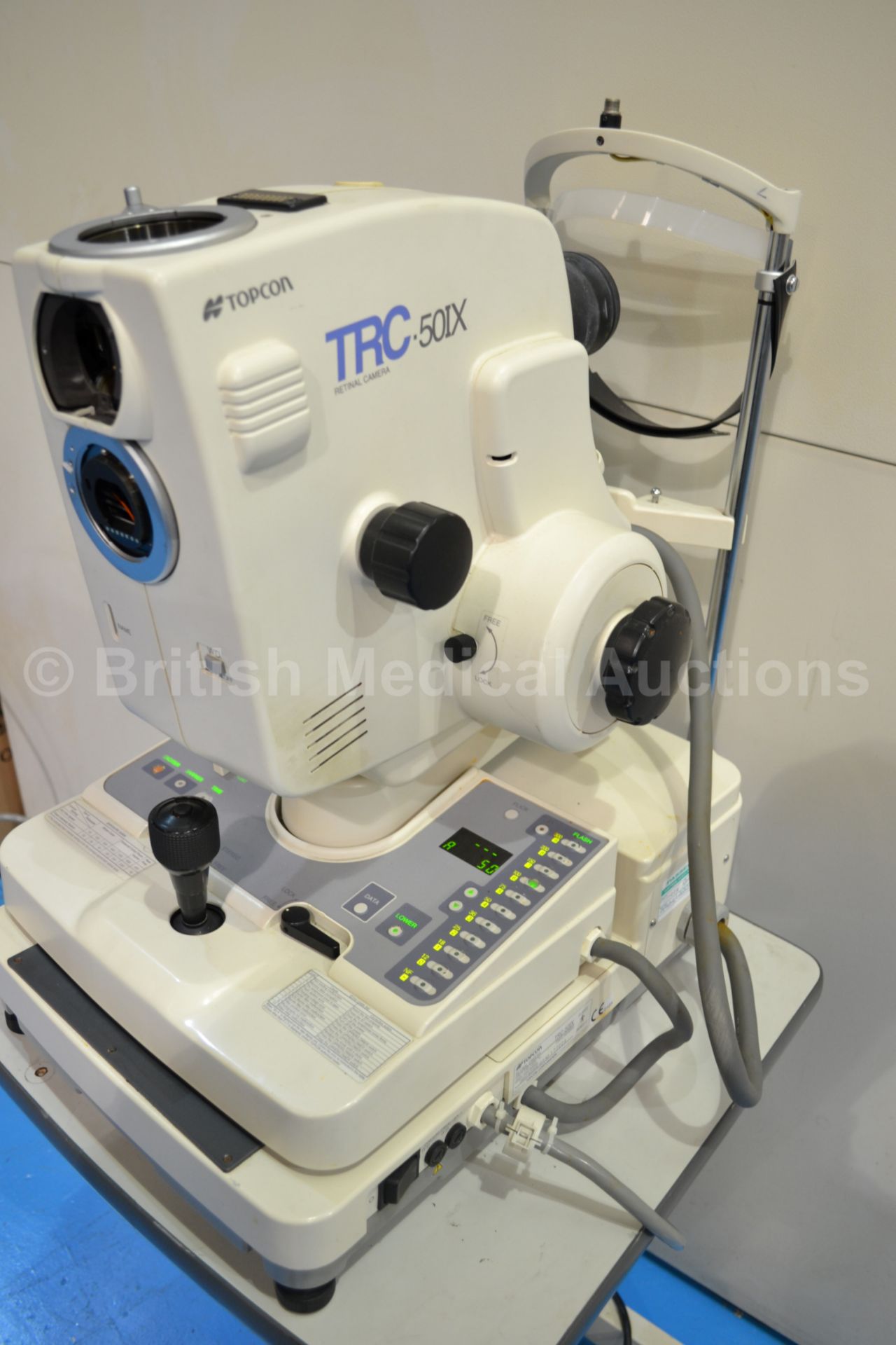 Topcon TRC-50IX Retinal Camera on Motorised Table - Image 8 of 8
