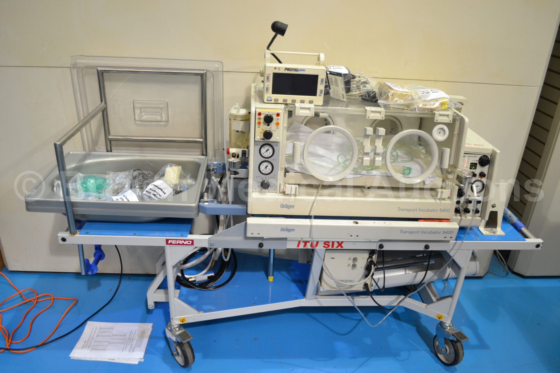 Drager Transport Incubator 5400 with Hoses, Drager - Image 3 of 7