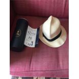 Olney fold away Panama hat and box