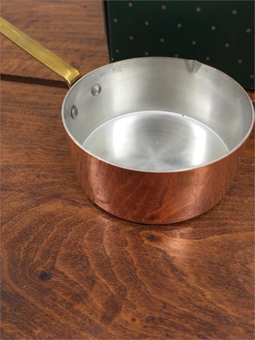 Boxed copper measuring set with brass rack - Image 2 of 2