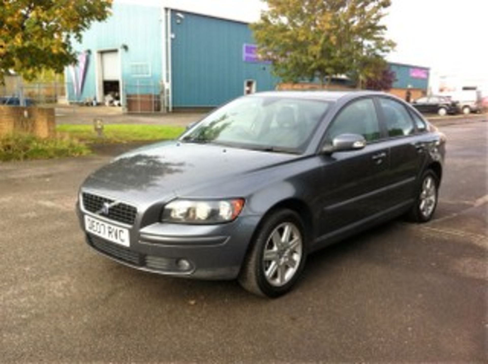 VOLVO S40 1.6 PETROL MANUAL - Image 5 of 15